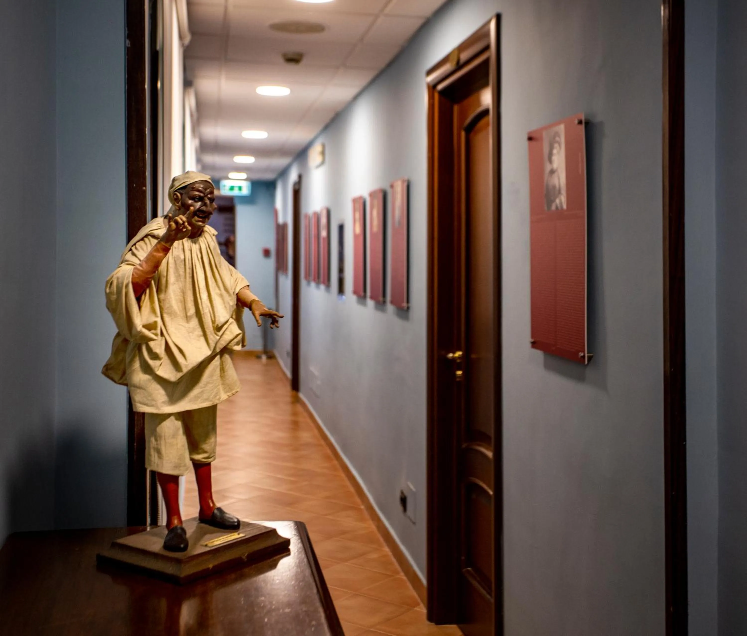 Decorative detail in Hotel Neapolis