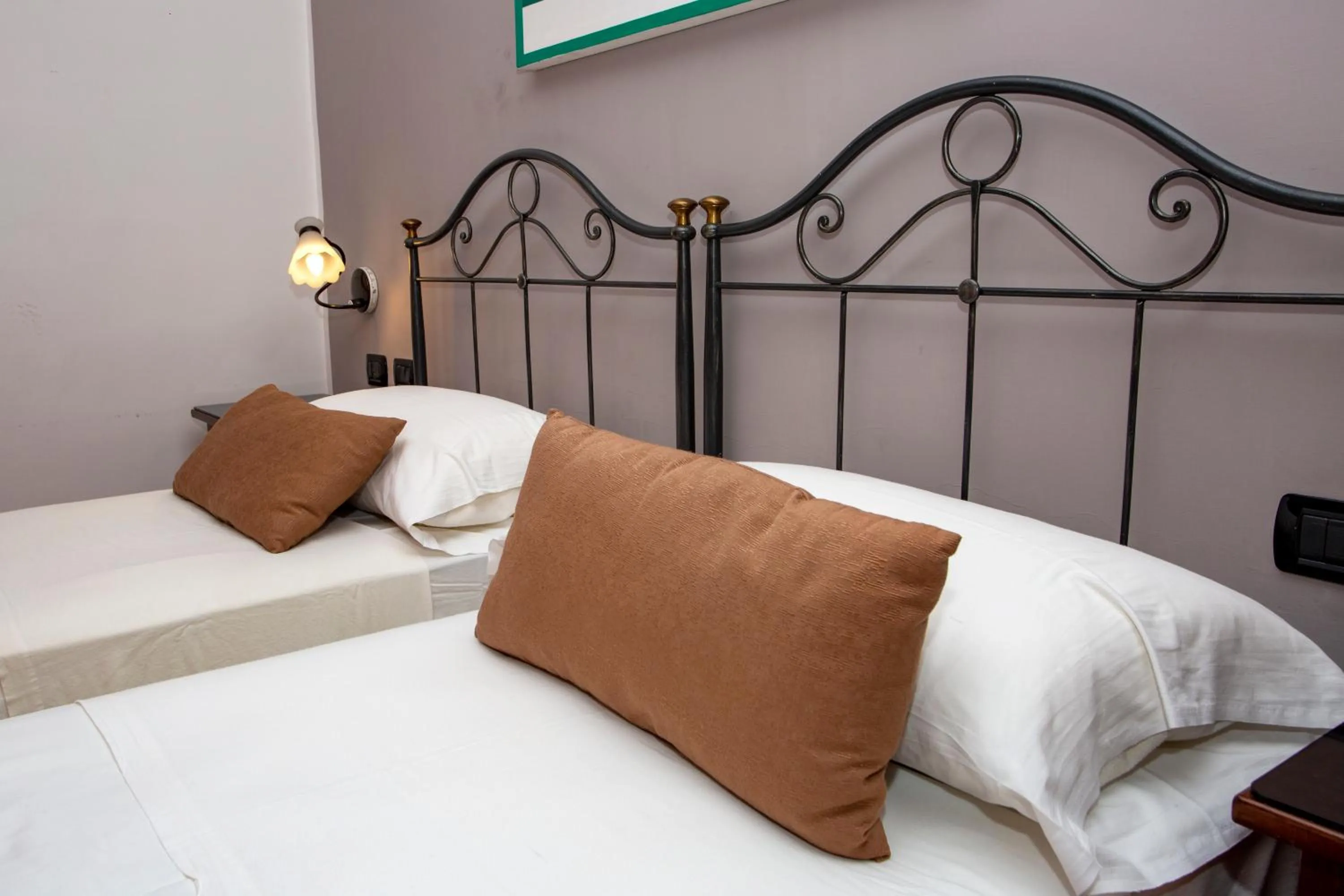 Bed in Hotel Neapolis