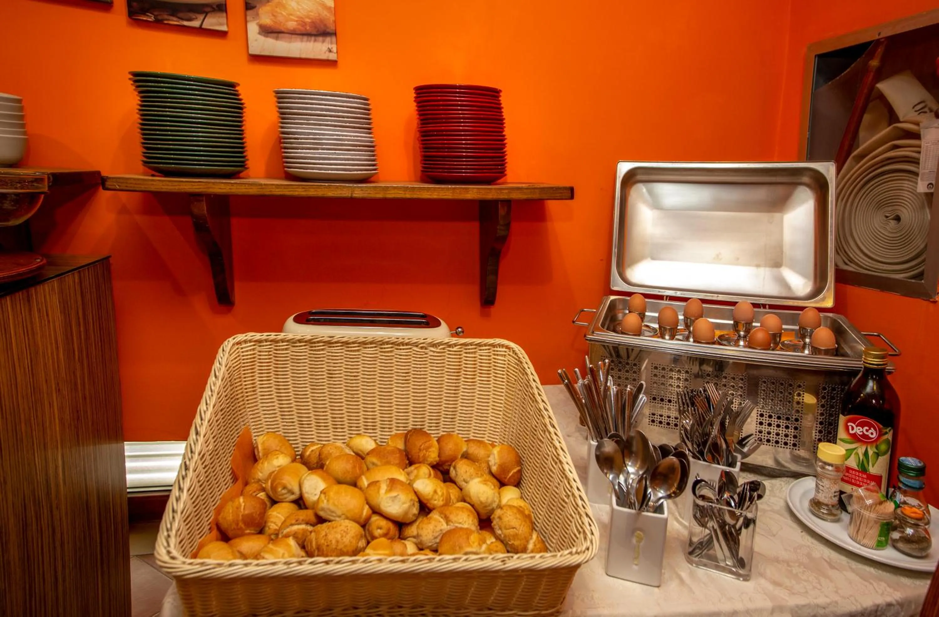 Food in Hotel Neapolis