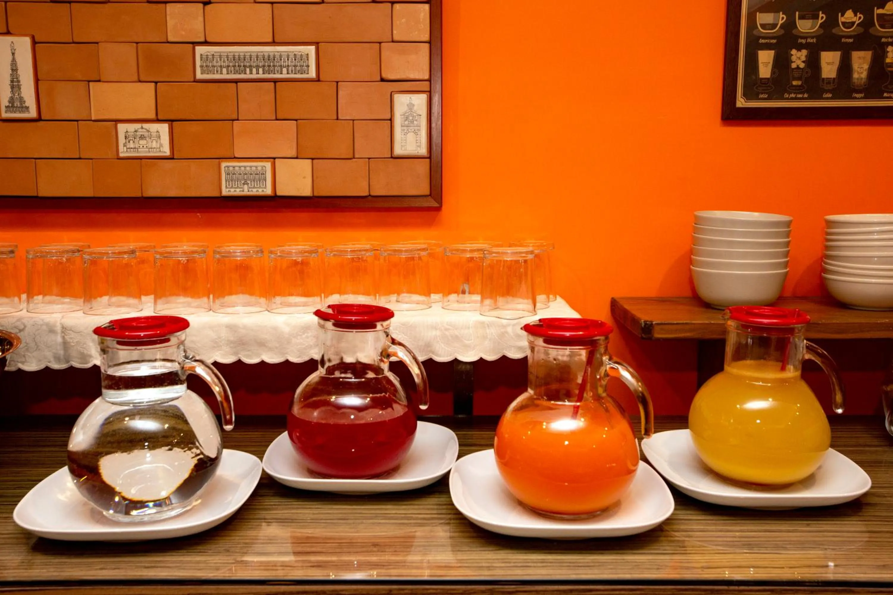 Food and drinks in Hotel Neapolis