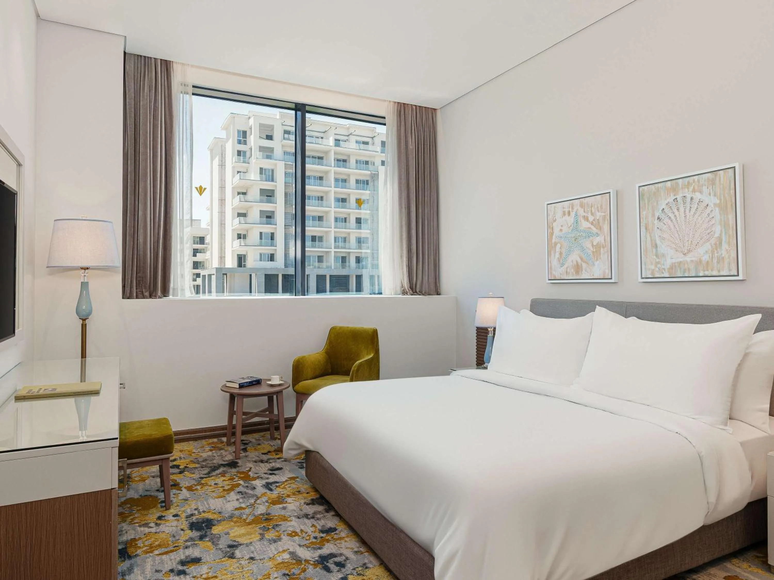 Bedroom, Bed in Regal Heights Hotel