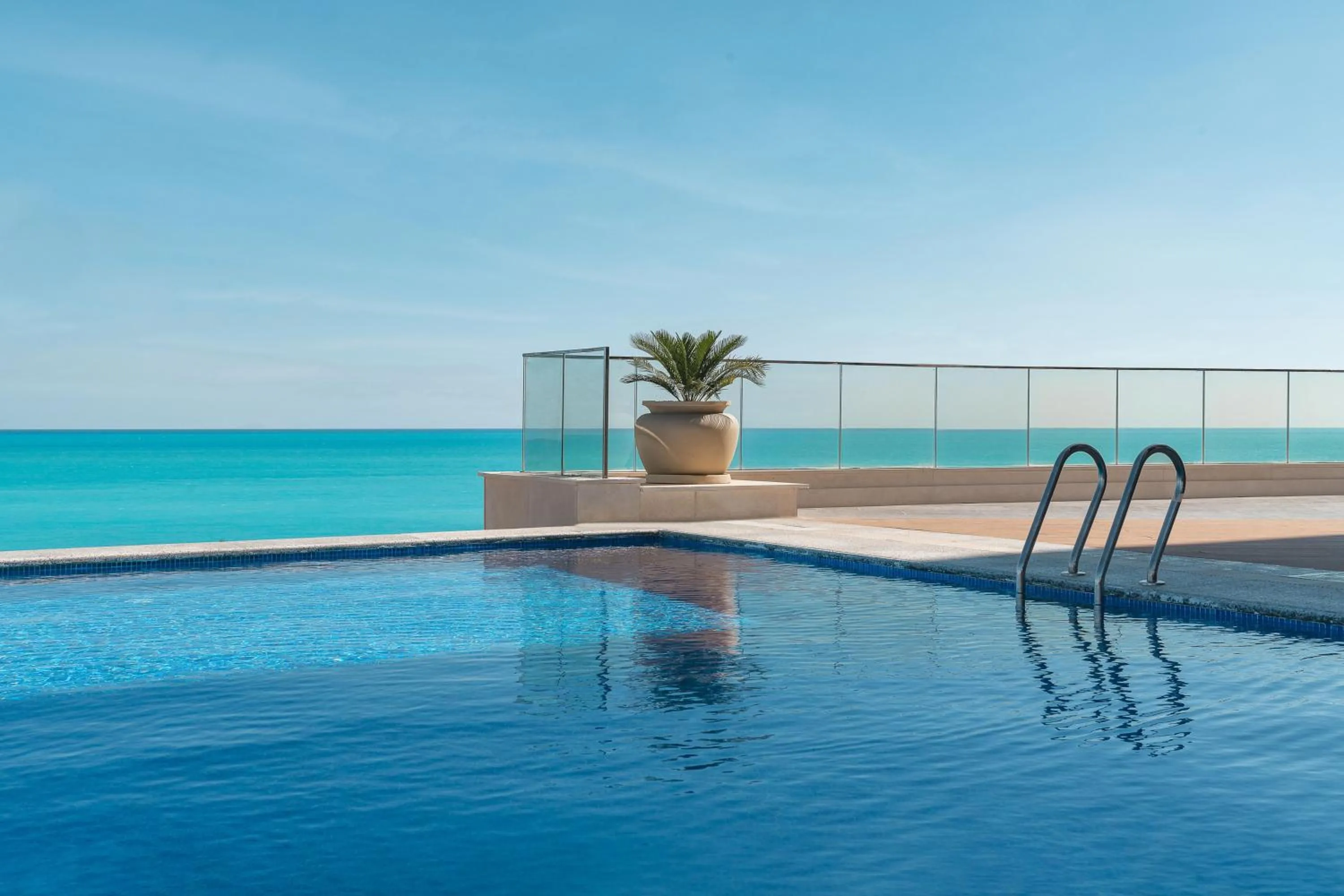 Swimming pool in Regal Heights Hotel