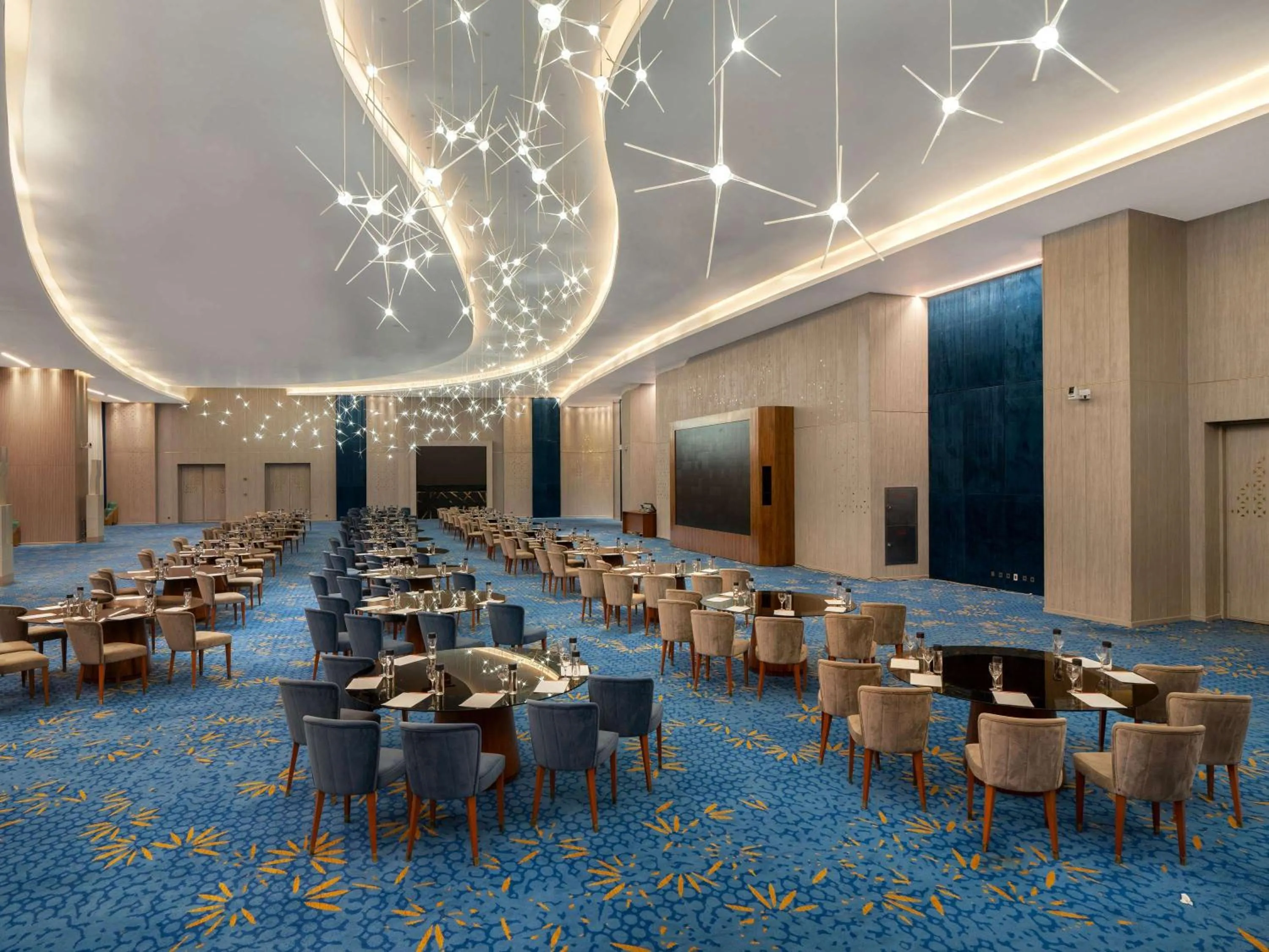 Meeting/conference room in Regal Heights Hotel