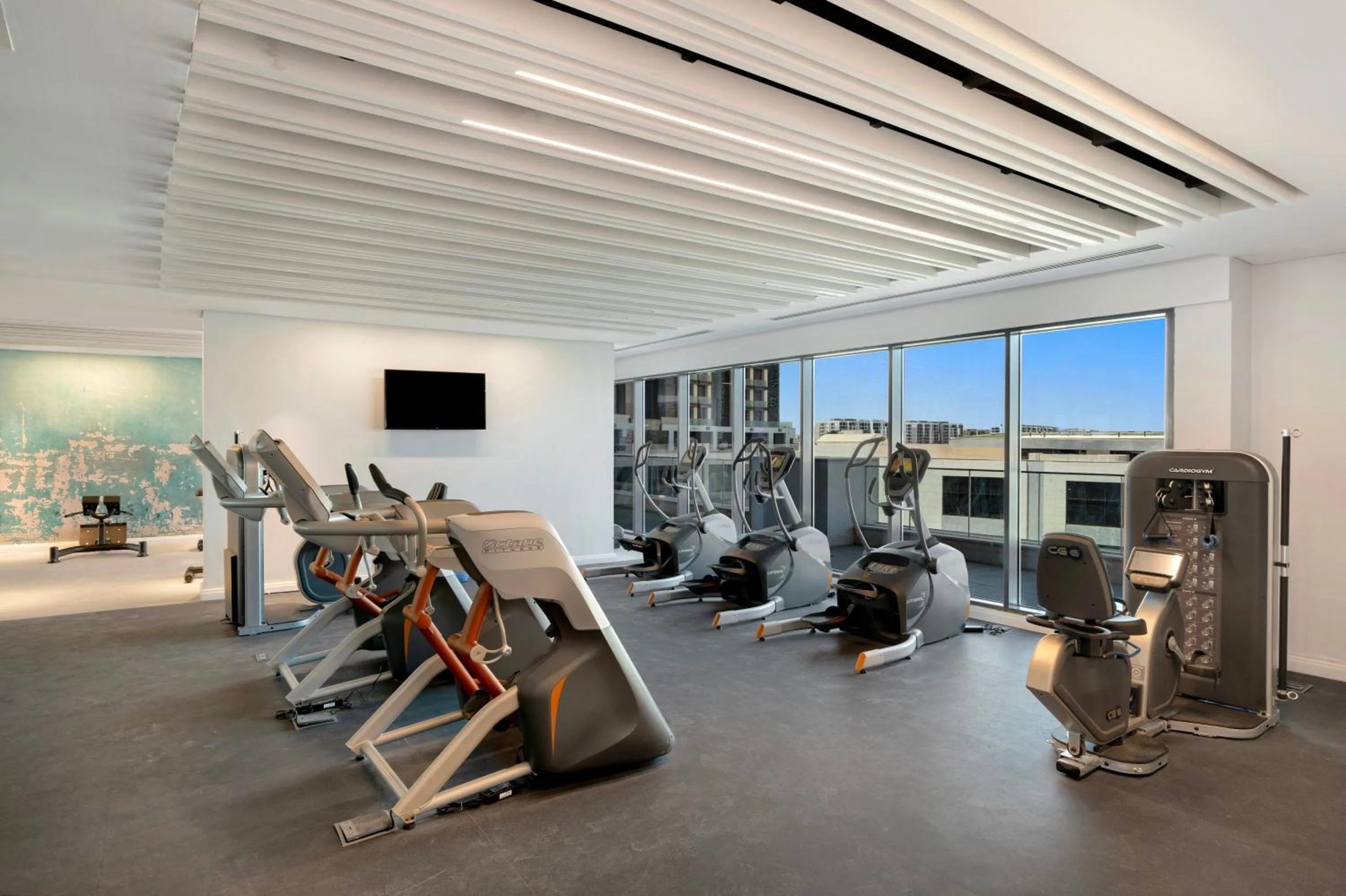 Fitness centre/facilities in Regal Heights Hotel