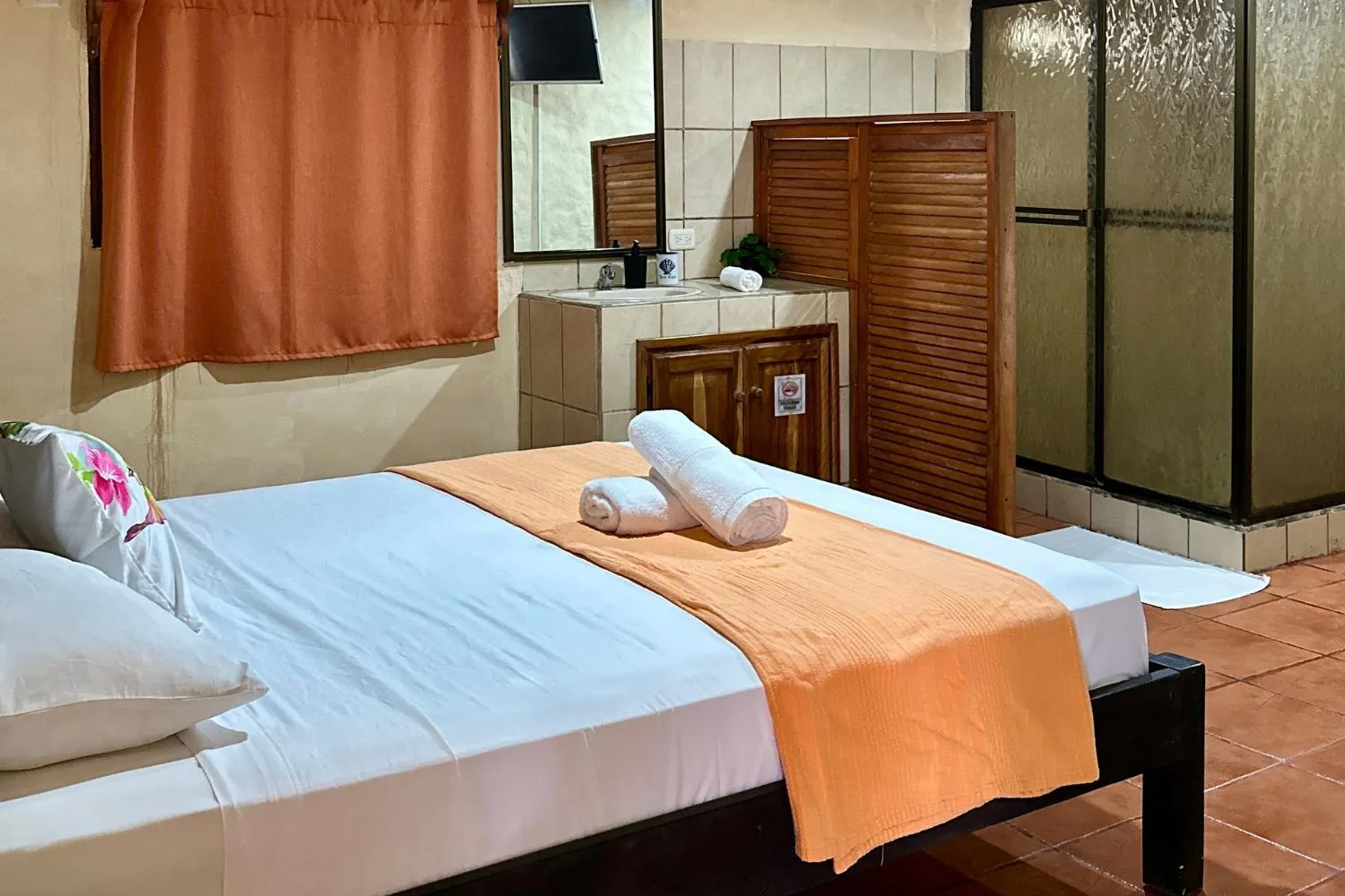 TV and multimedia, Bed in Hospedaje Colibri