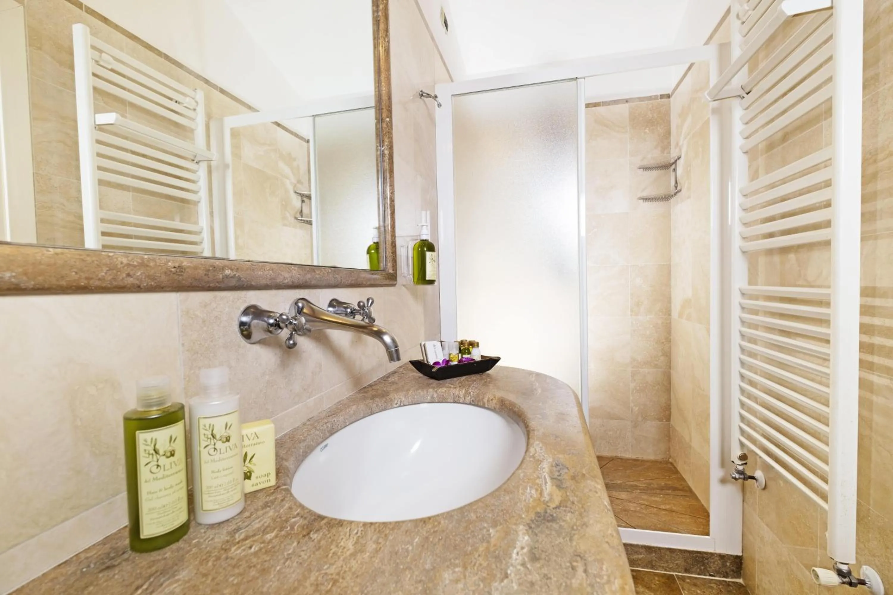 Shower in Borgo Grondaie