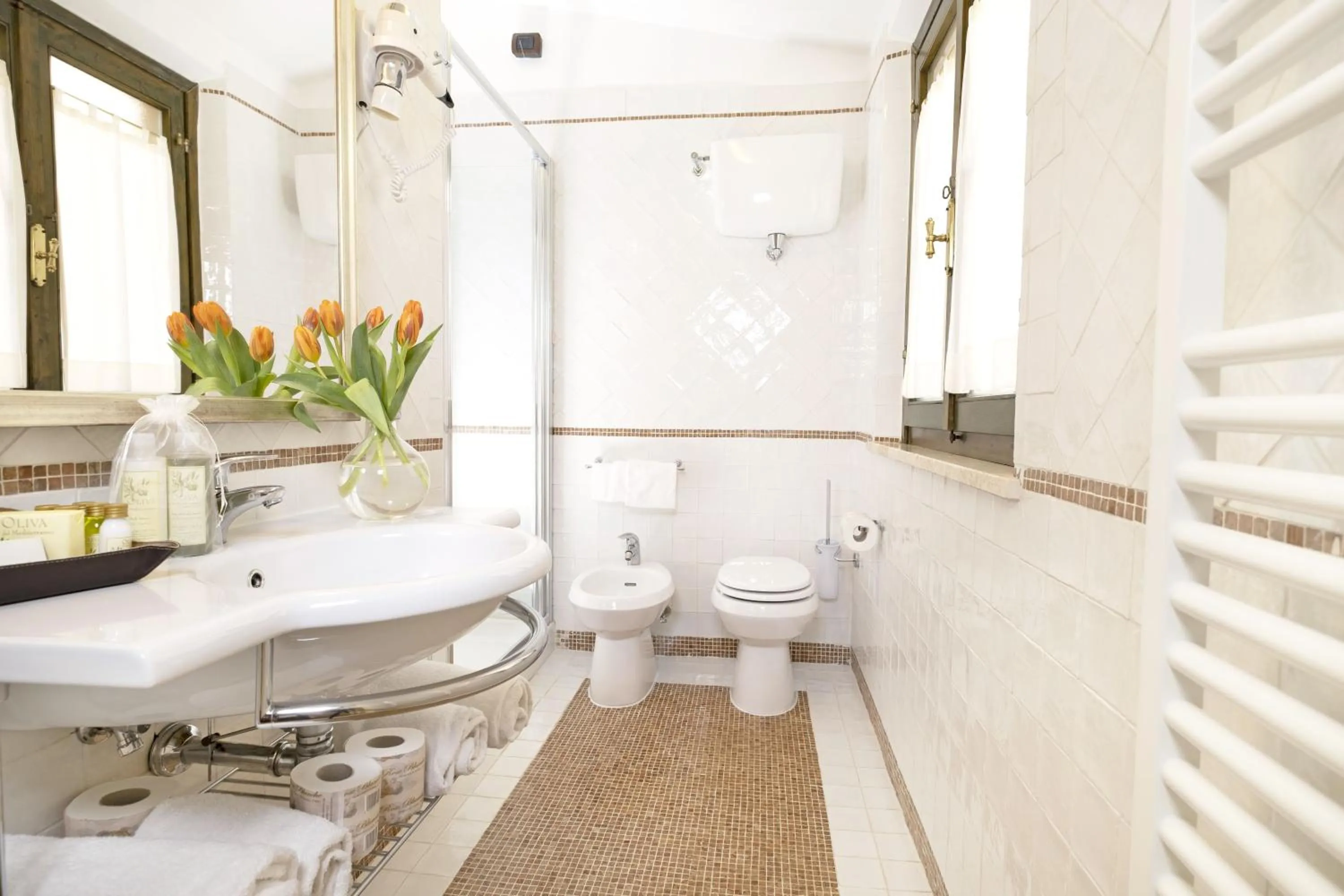 Toilet in Borgo Grondaie