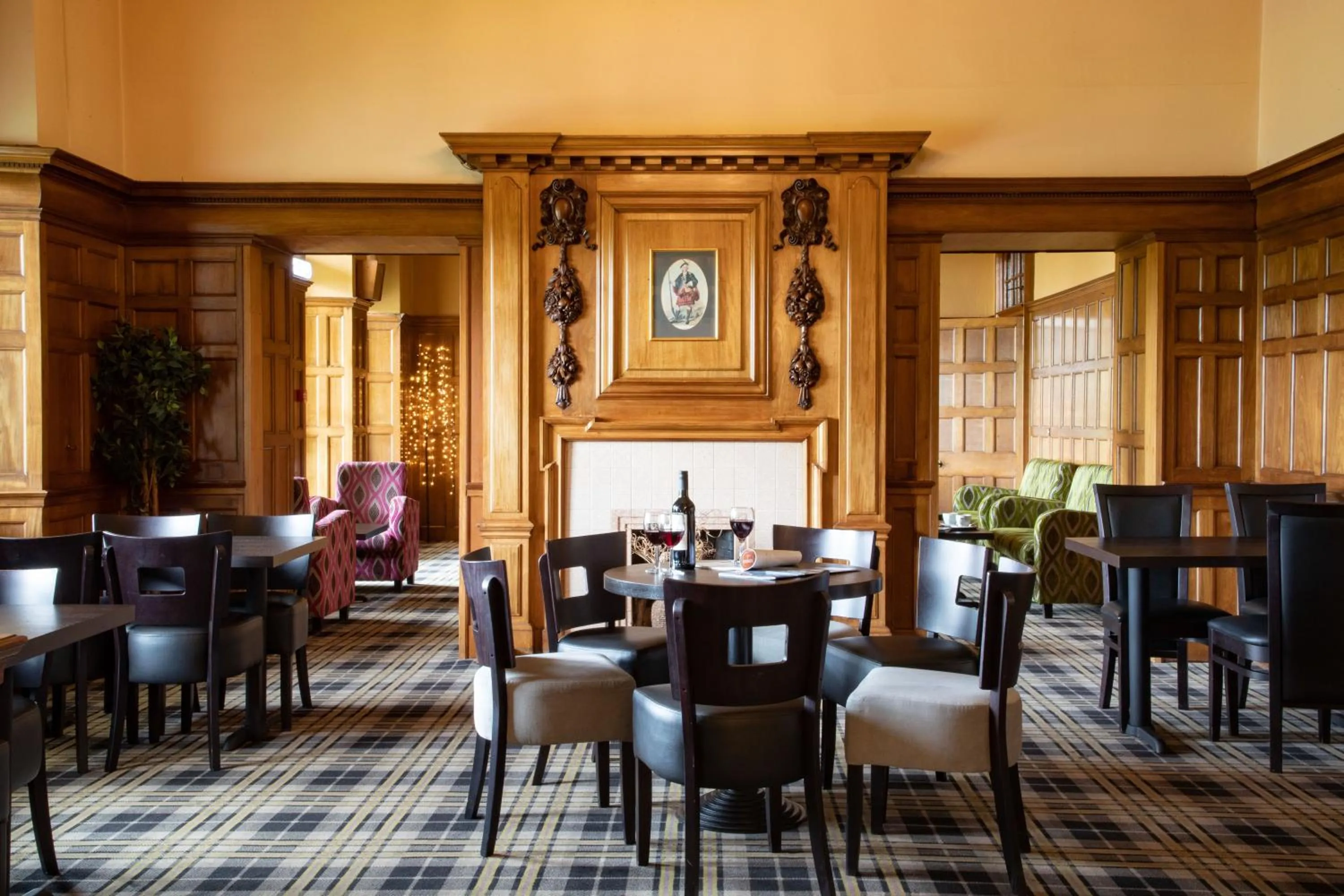 Lounge or bar in The Highland Hotel by Compass Hospitality