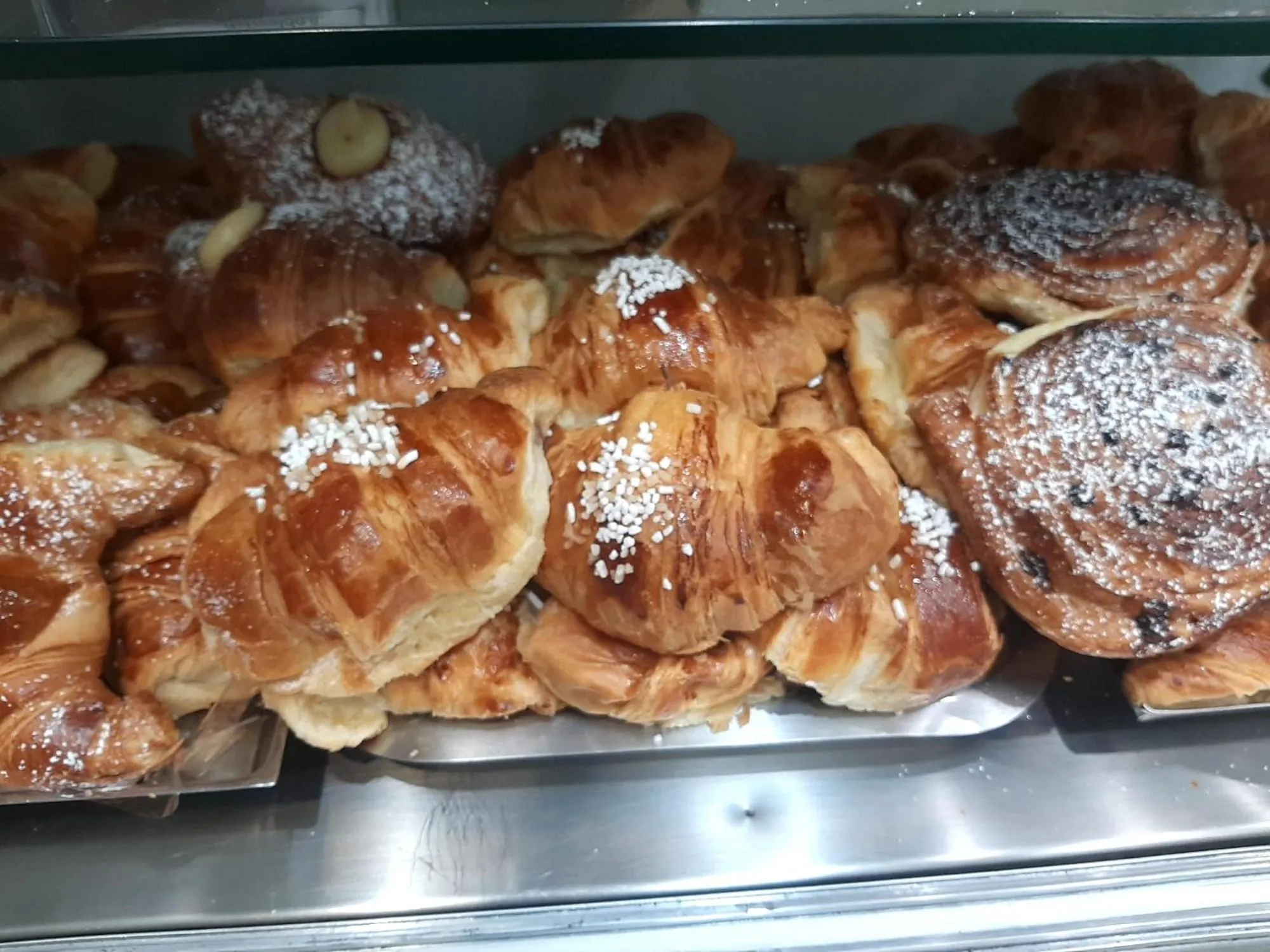 Breakfast in 3 Rooms Chiaia