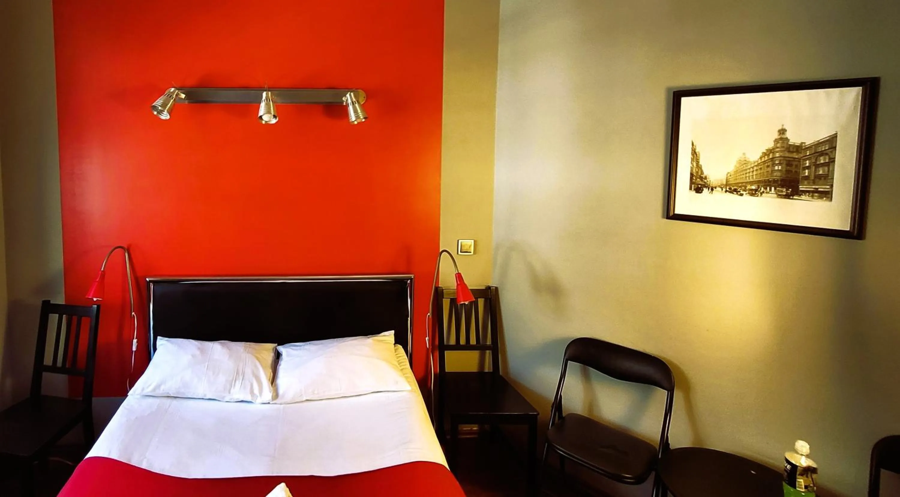 Bed in Chmielna Guest House