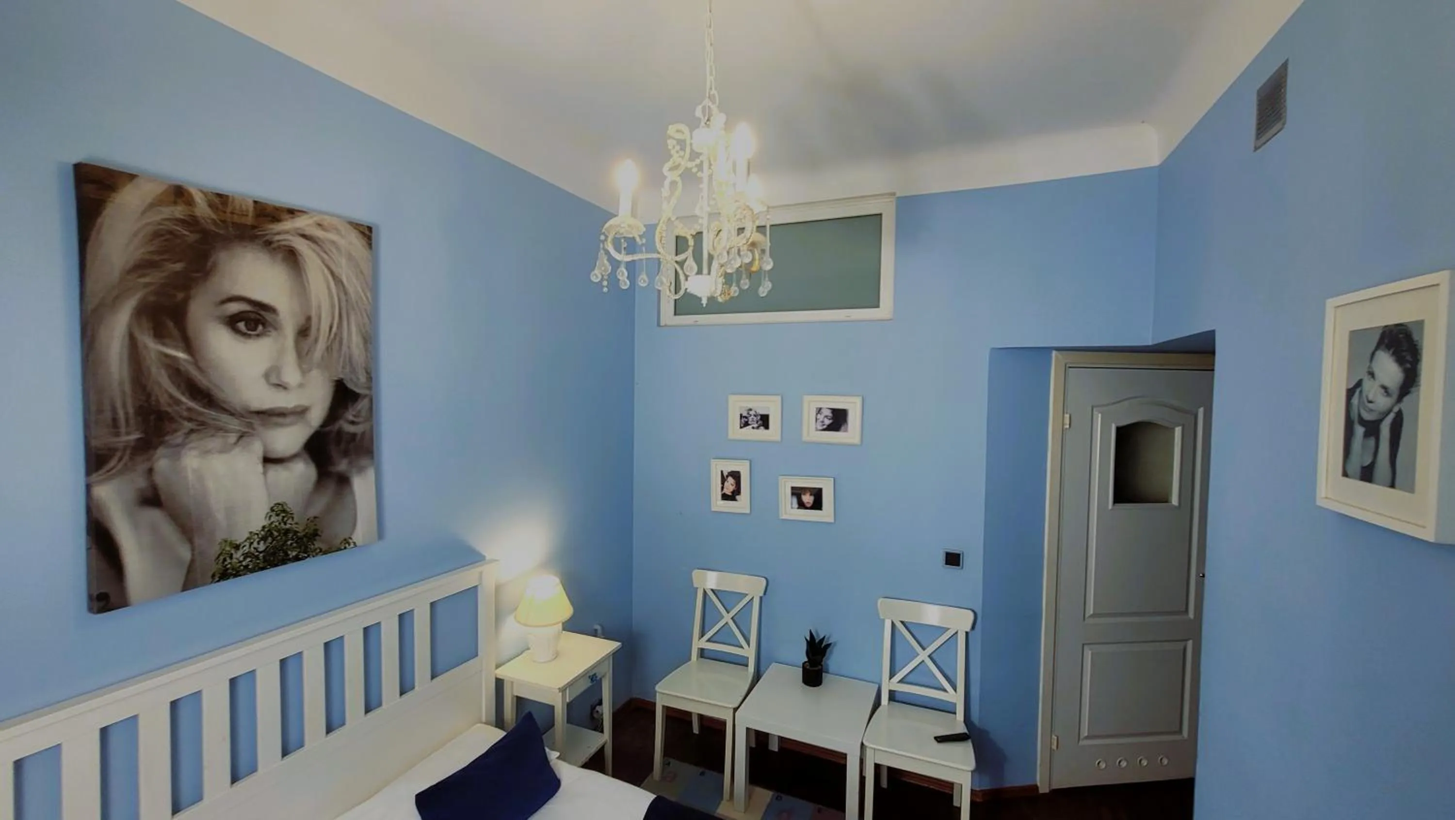 Chmielna Guest House