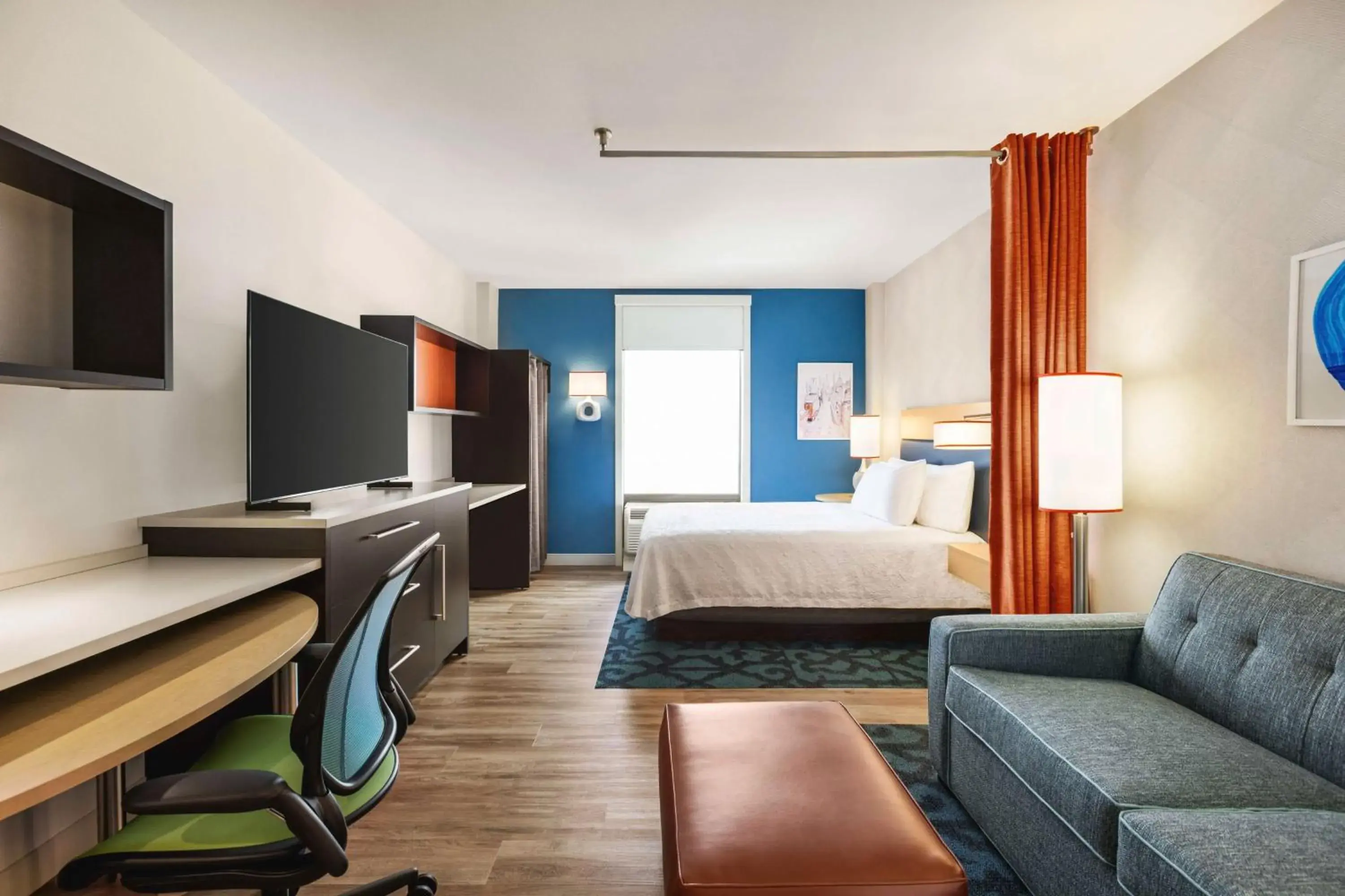 Queen Studio with City View in Home2 Suites Long Island City/Manhattan View Queen Studio with City View in Home2 Suites Long Island City/Manhattan View