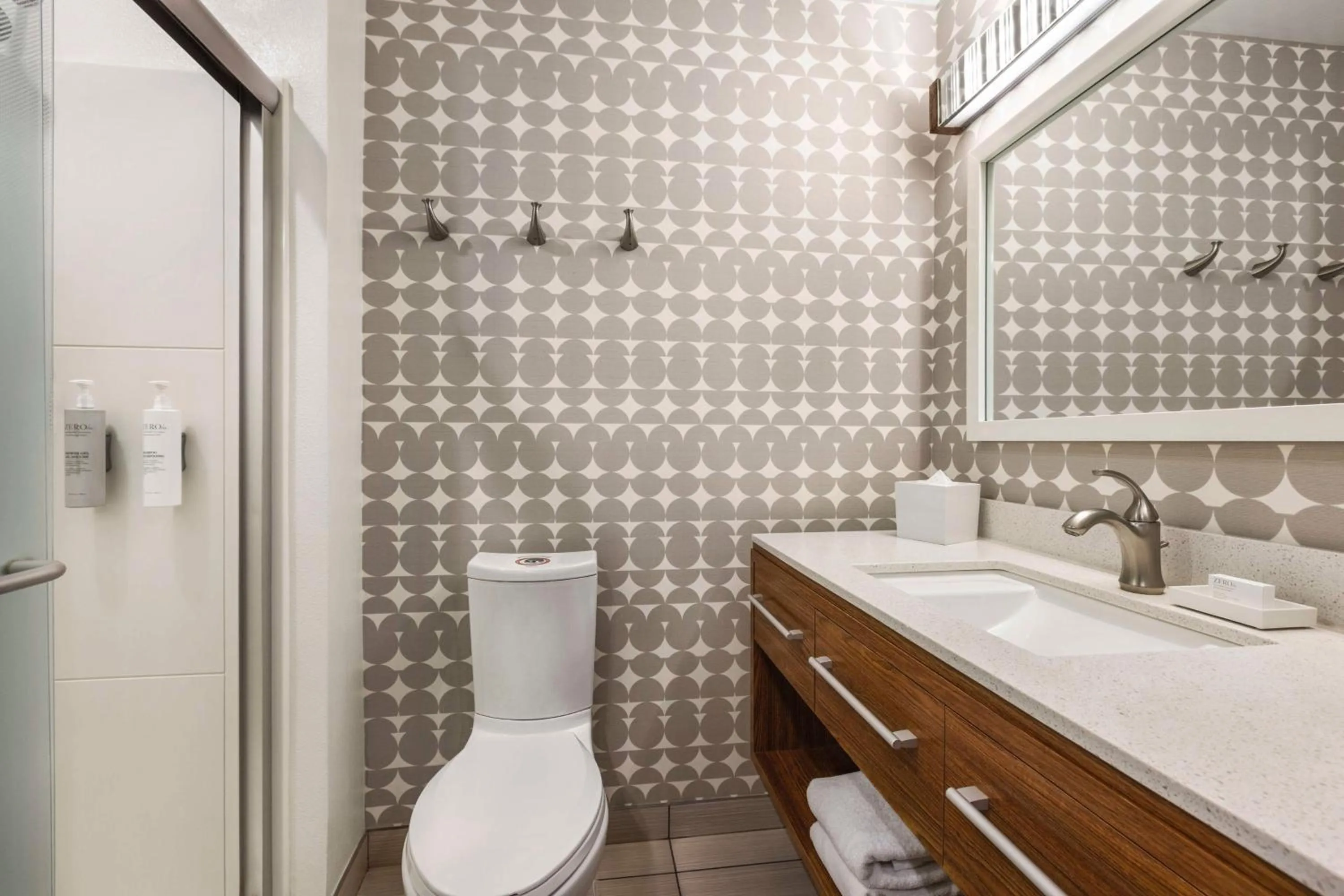 Bathroom in Home2 Suites Long Island City/Manhattan View