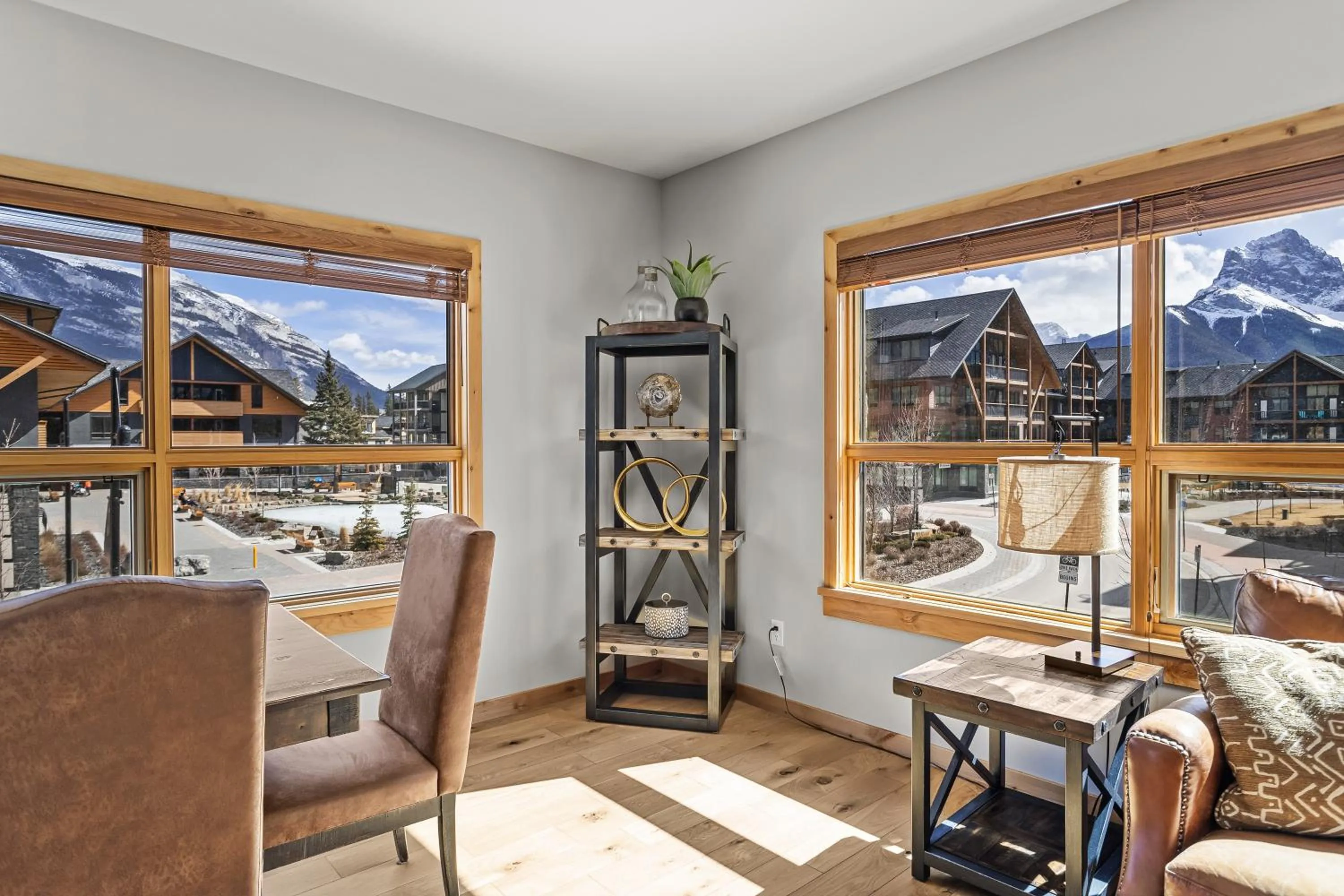 Dining area in Spring Creek Vacations