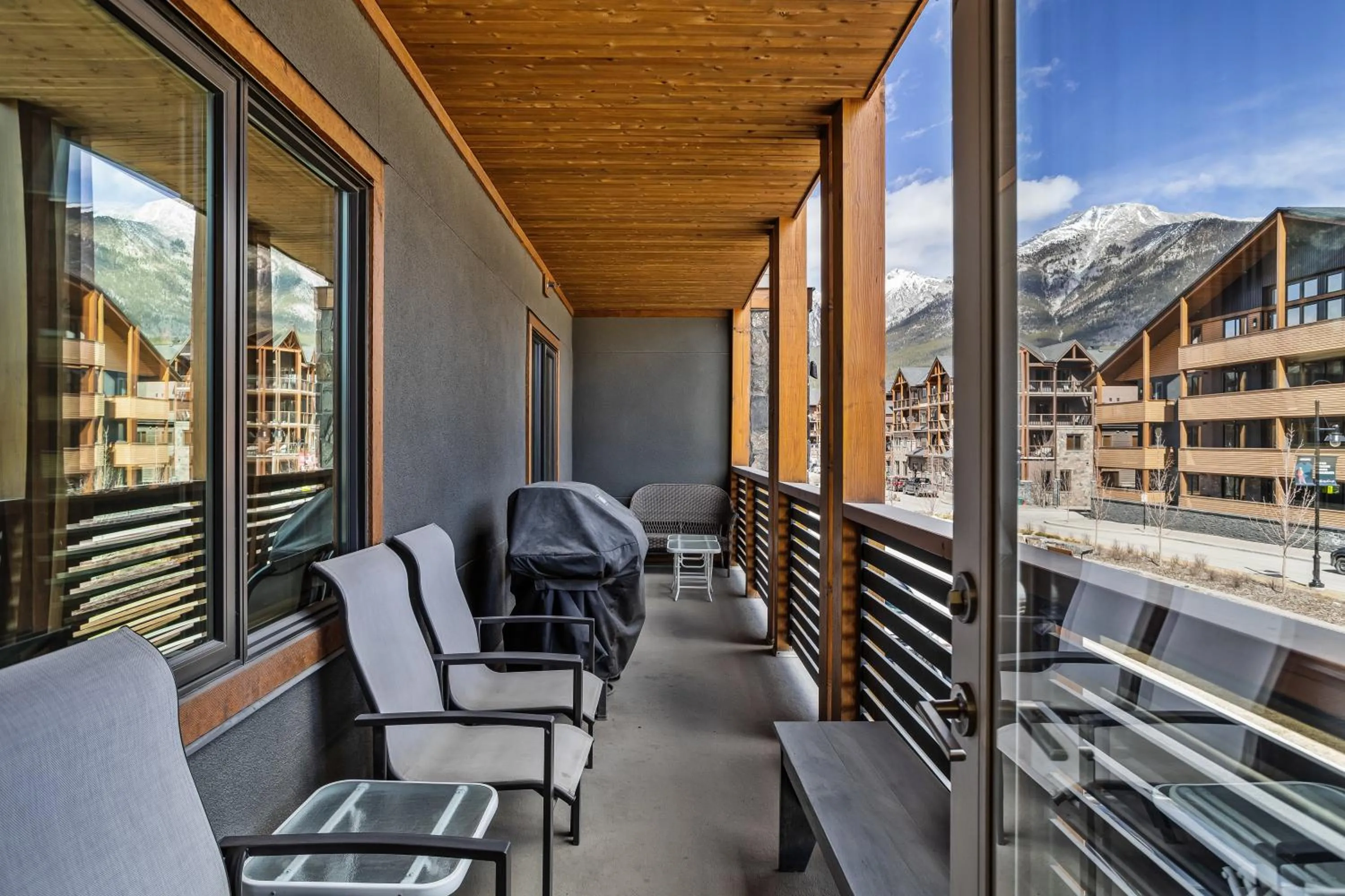 Mountain view in Spring Creek Vacations