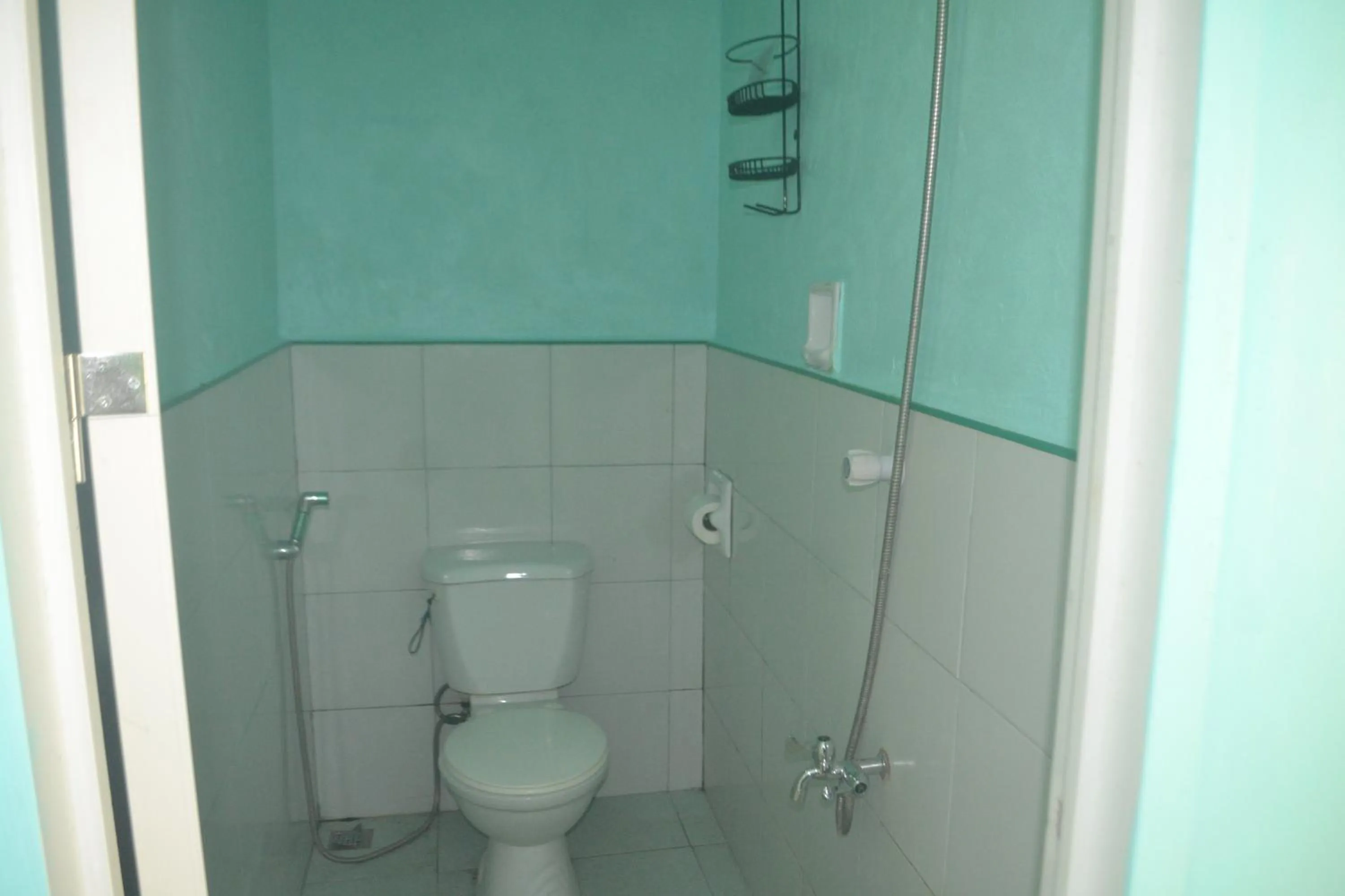 Shower in SHENAMAE Pension&Apartel