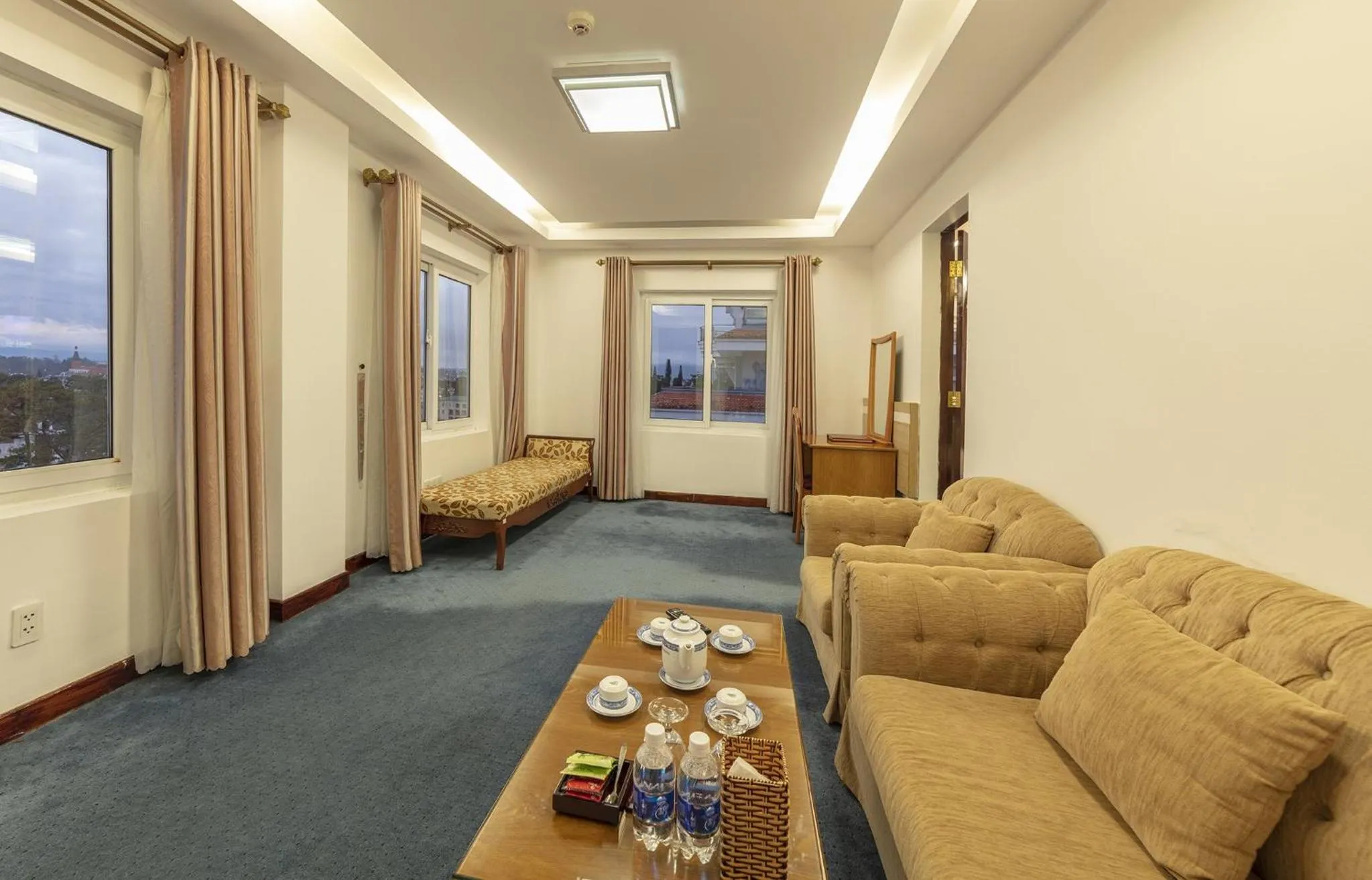 Living room in Vietsovpetro Hotel Dalat