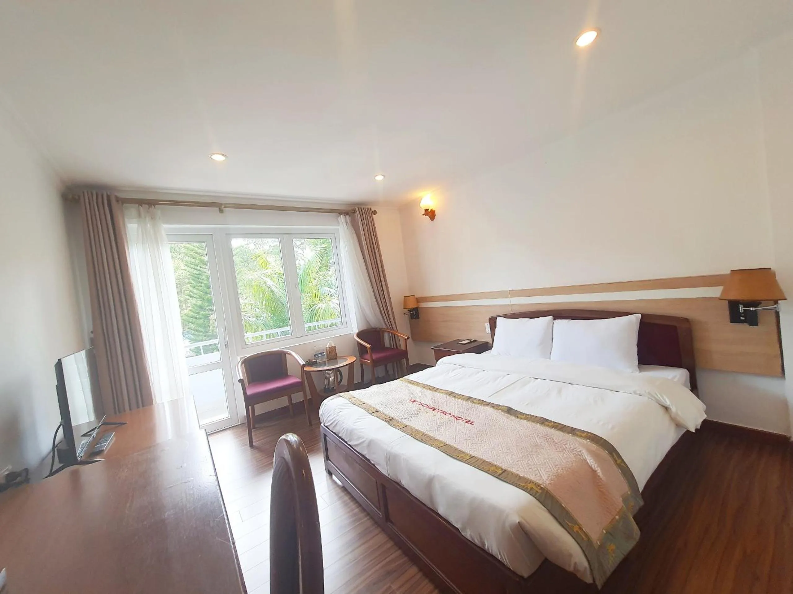 Bed in Vietsovpetro Hotel Dalat