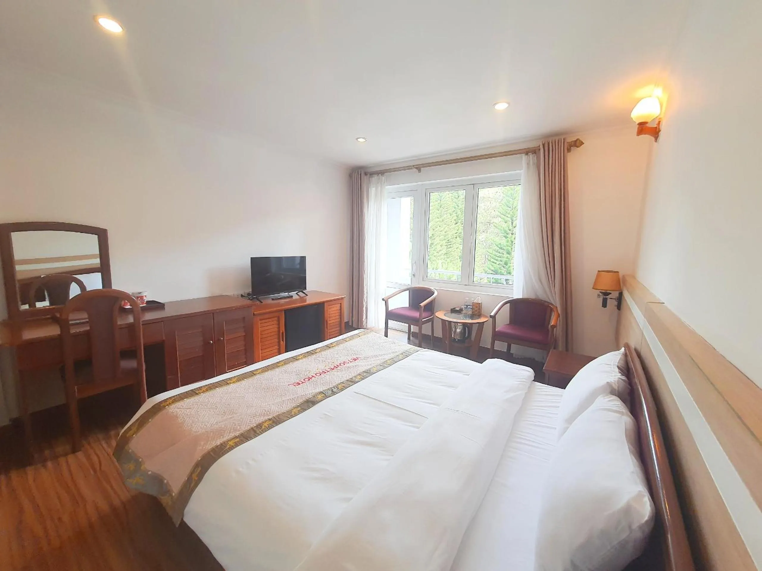 Bed in Vietsovpetro Hotel Dalat