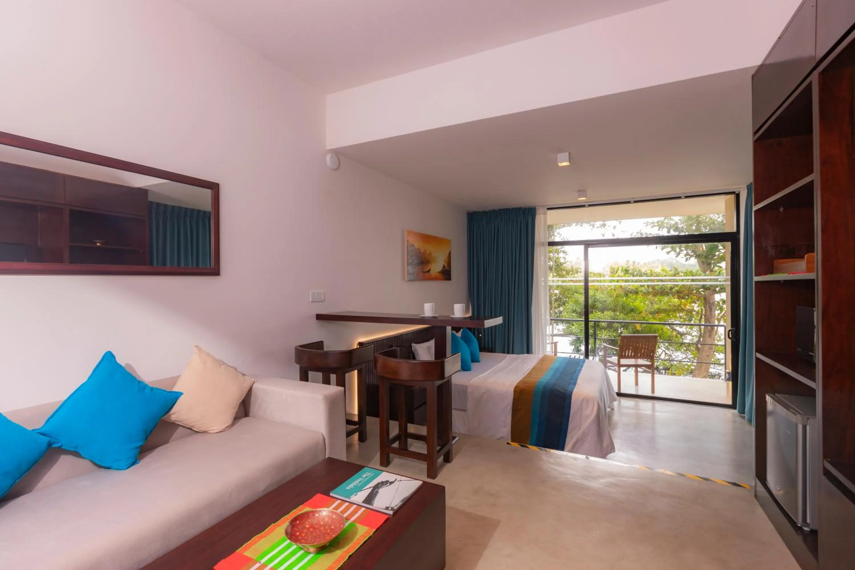 TV and multimedia in Serendipity Lake - Hikkaduwa