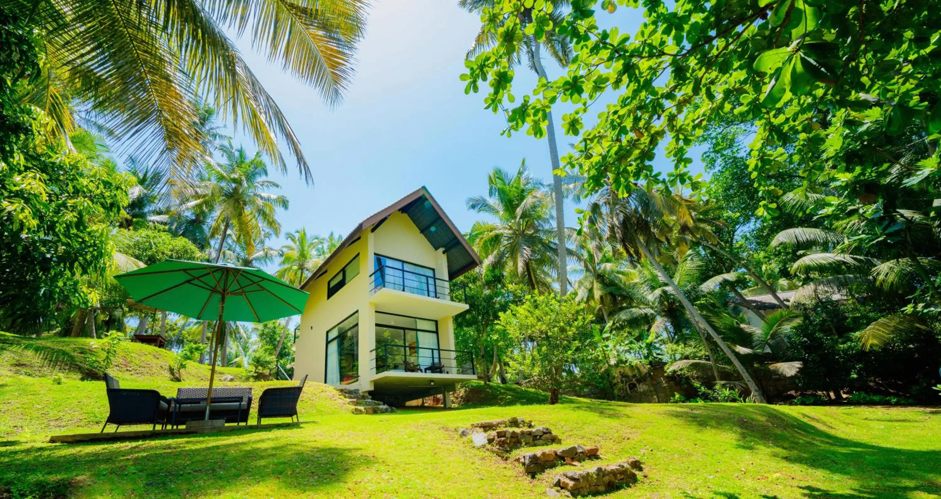 Property building in Serendipity Lake - Hikkaduwa