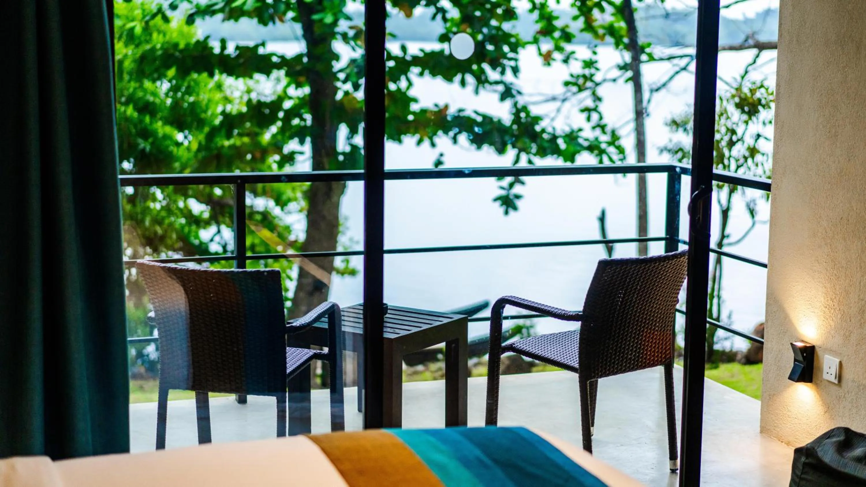 Patio in Serendipity Lake - Hikkaduwa