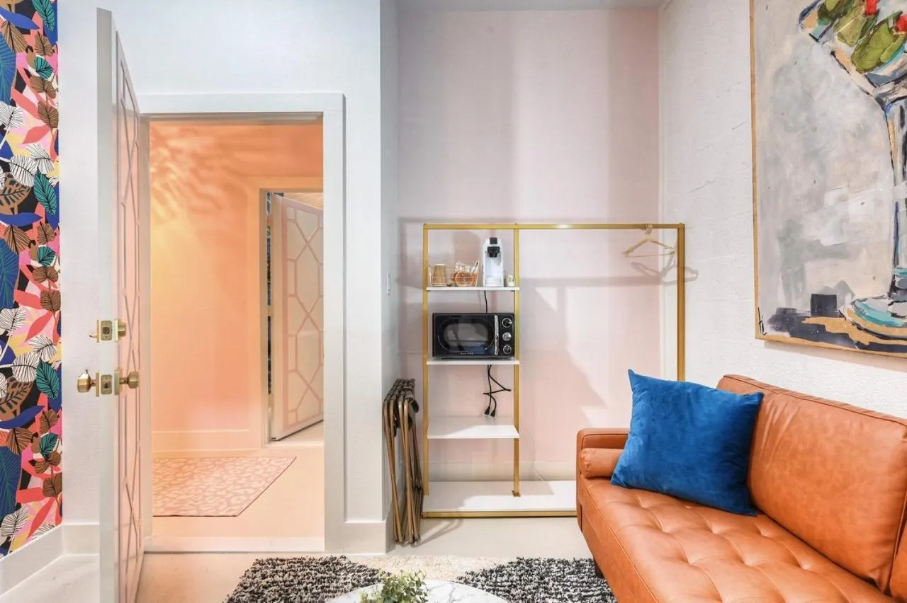 The Oleander Hotel Room 10