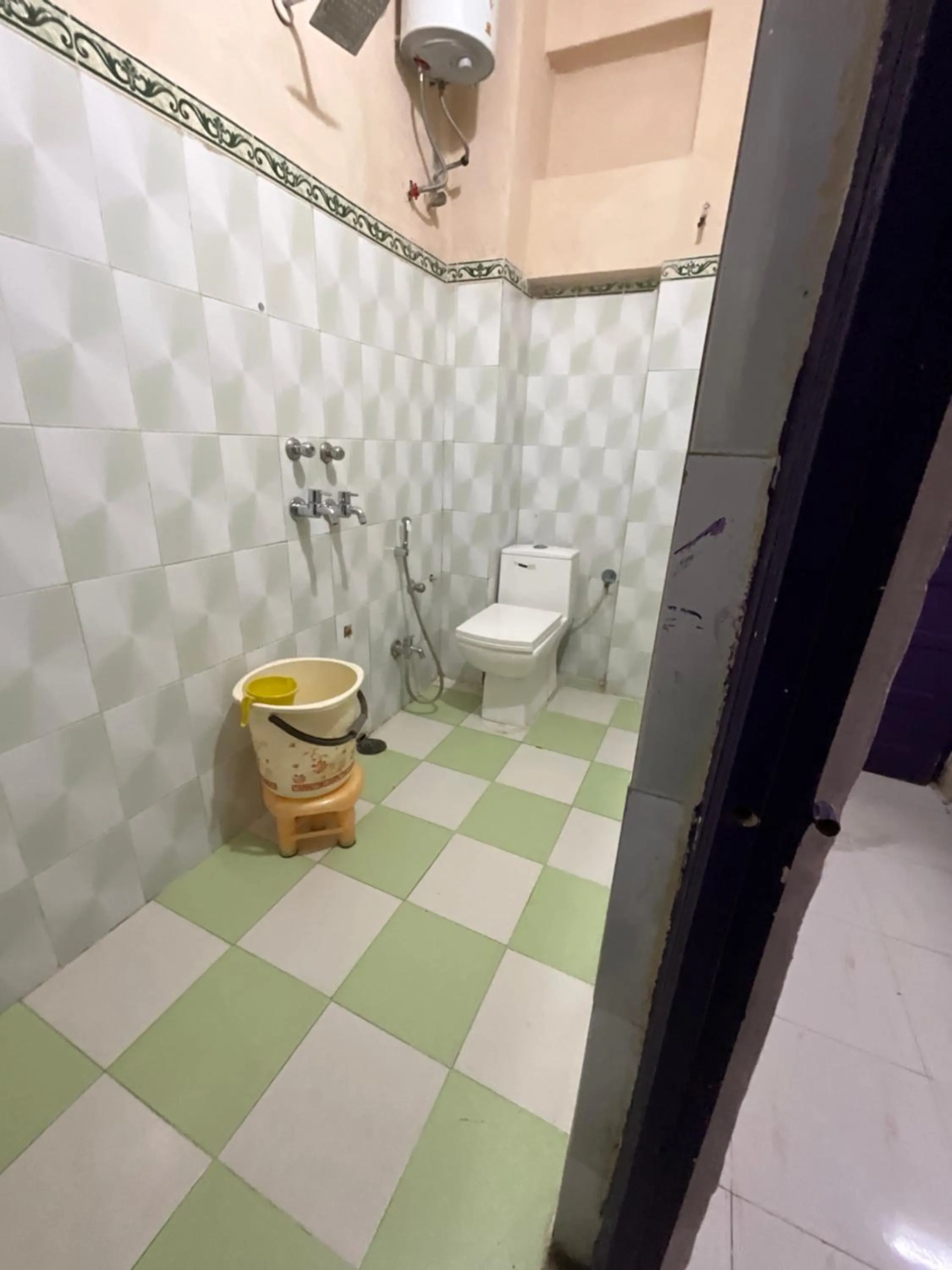 Bathroom in HOTEL HANUMAN GHAT On LAKE PICHOLA