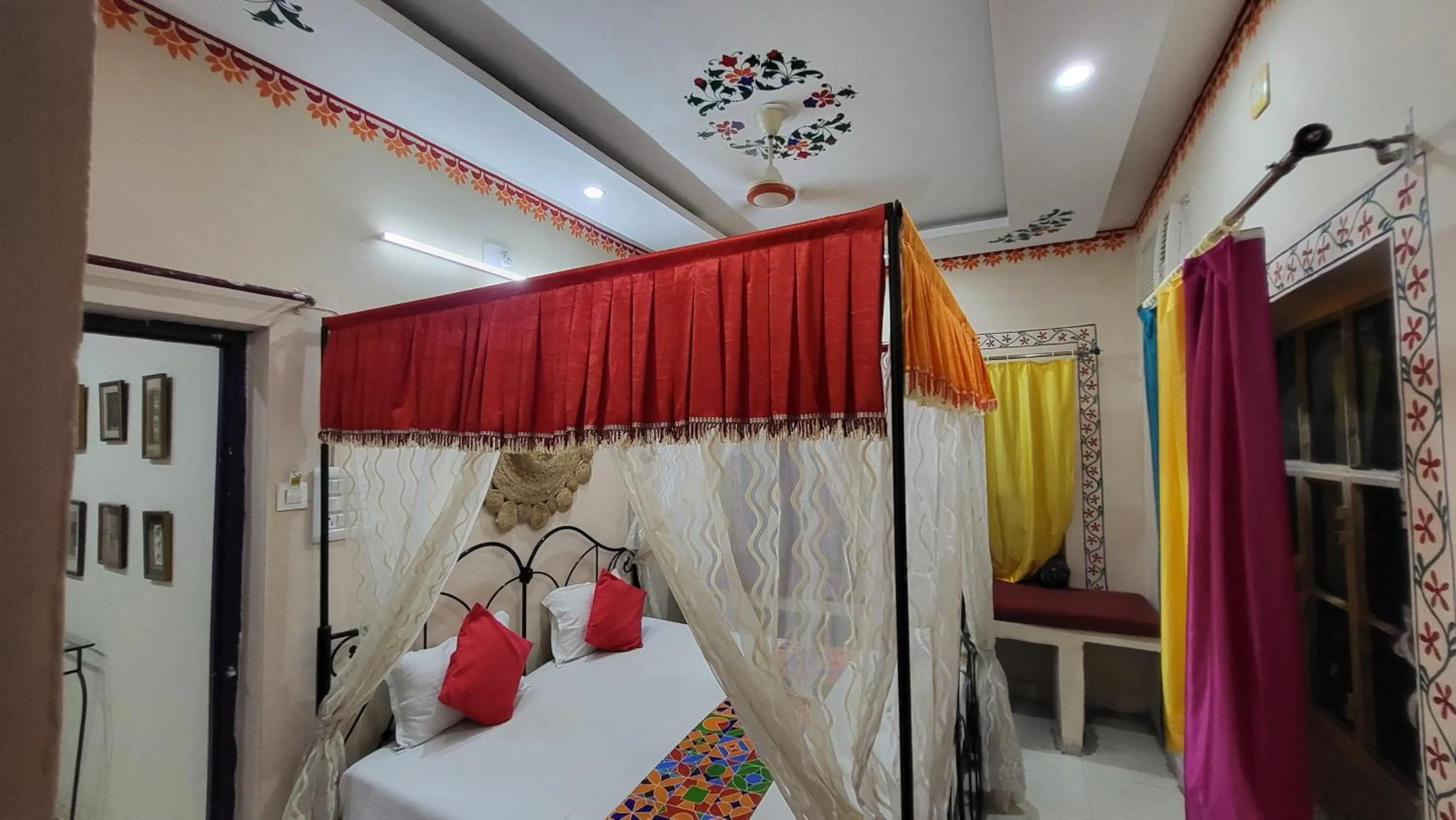 Photo of the whole room, Bed in HOTEL HANUMAN GHAT On LAKE PICHOLA