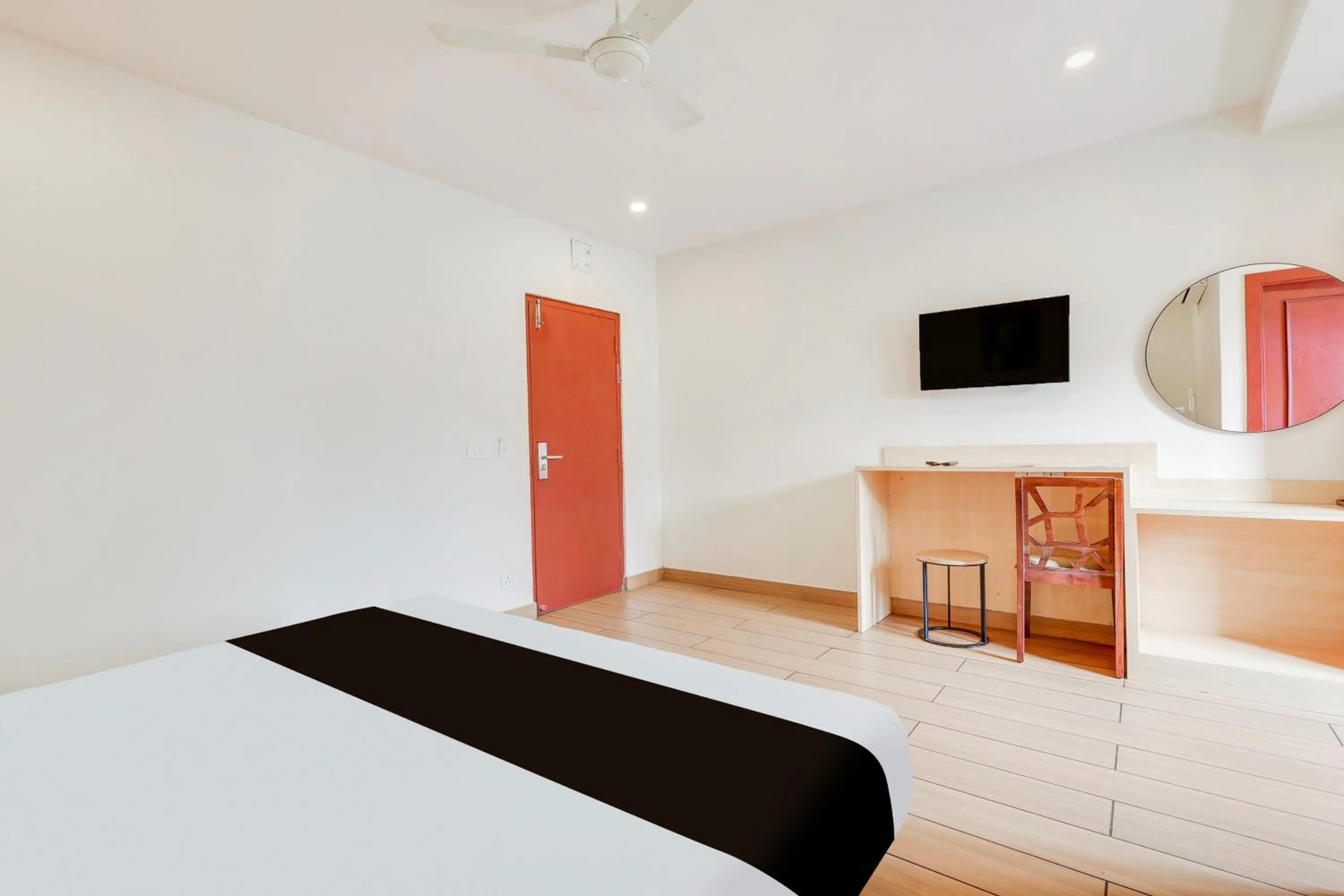 Bedroom, Bed in Super Townhouse Visakhapatnam