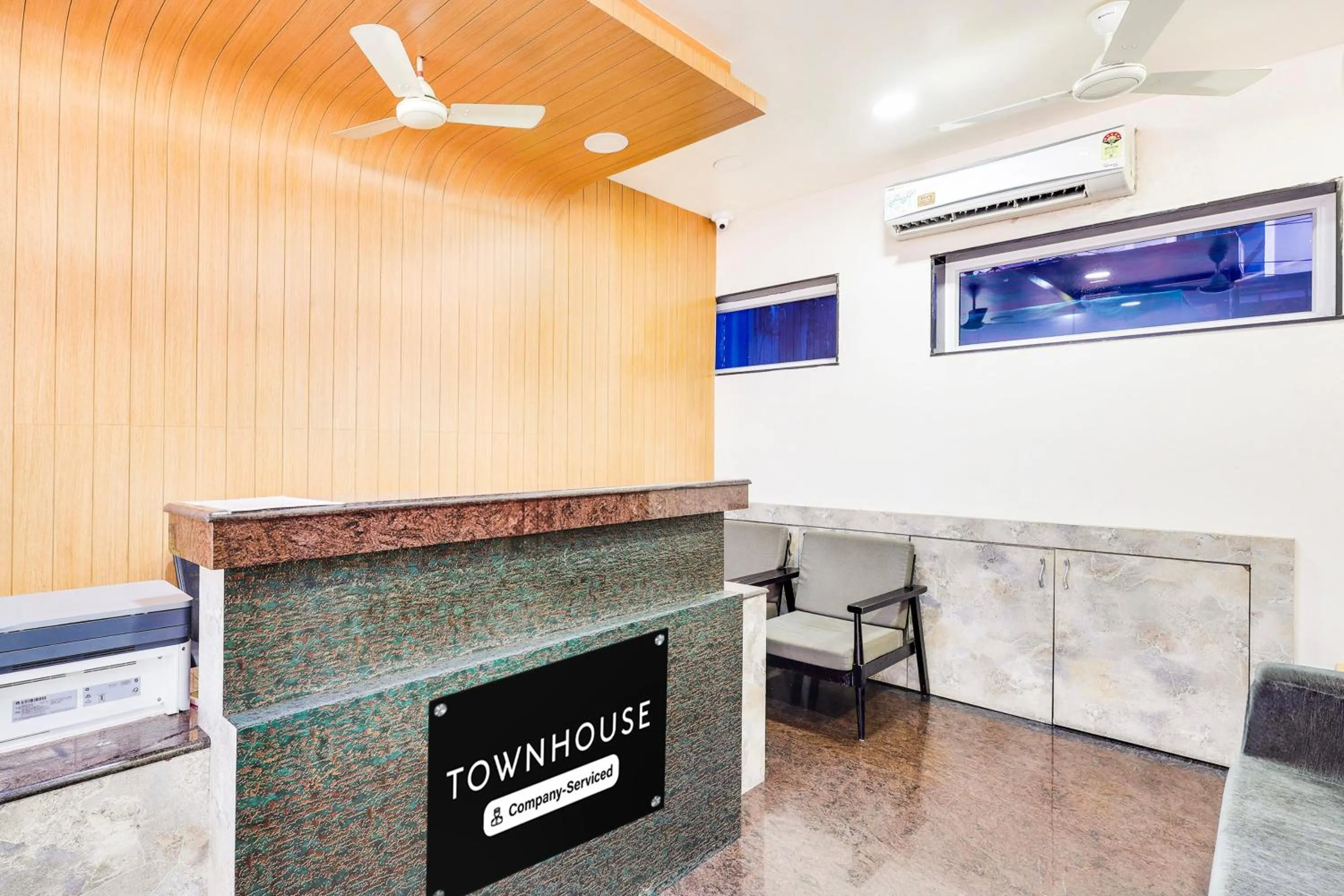 Lobby or reception in Super Townhouse Visakhapatnam
