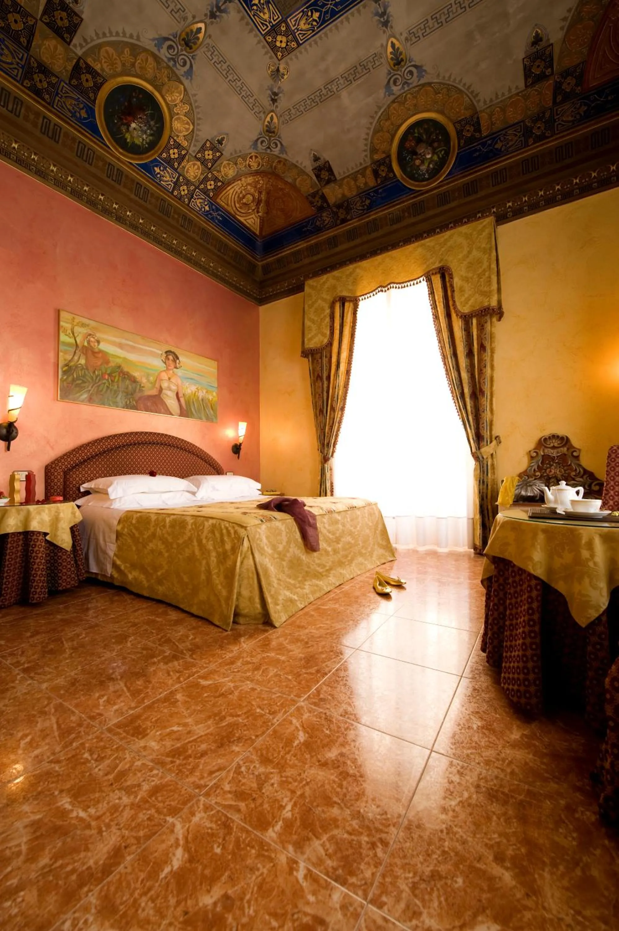 Bedroom, Bed in Hotel Joli