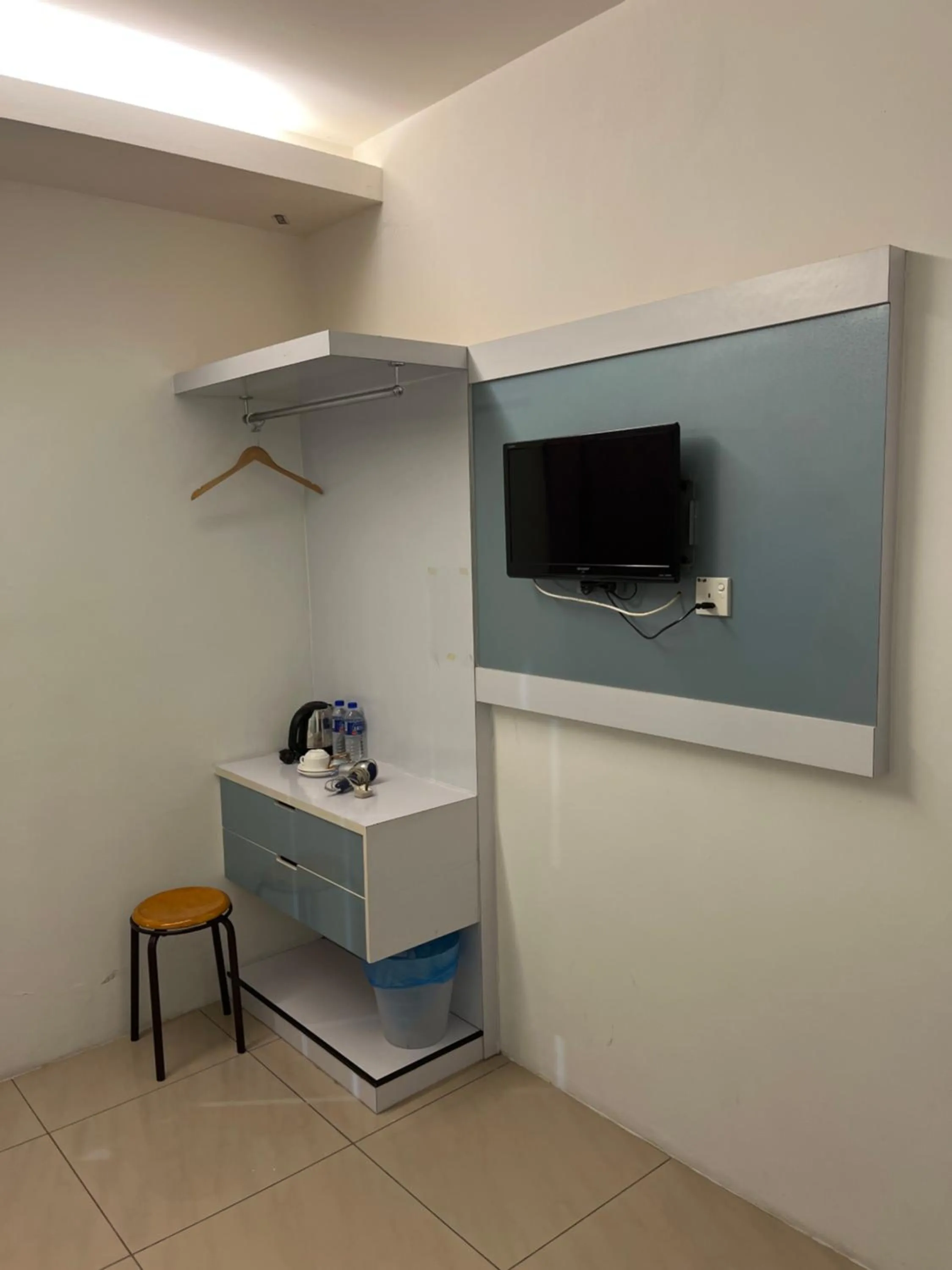 TV and multimedia in Coastline Hotel