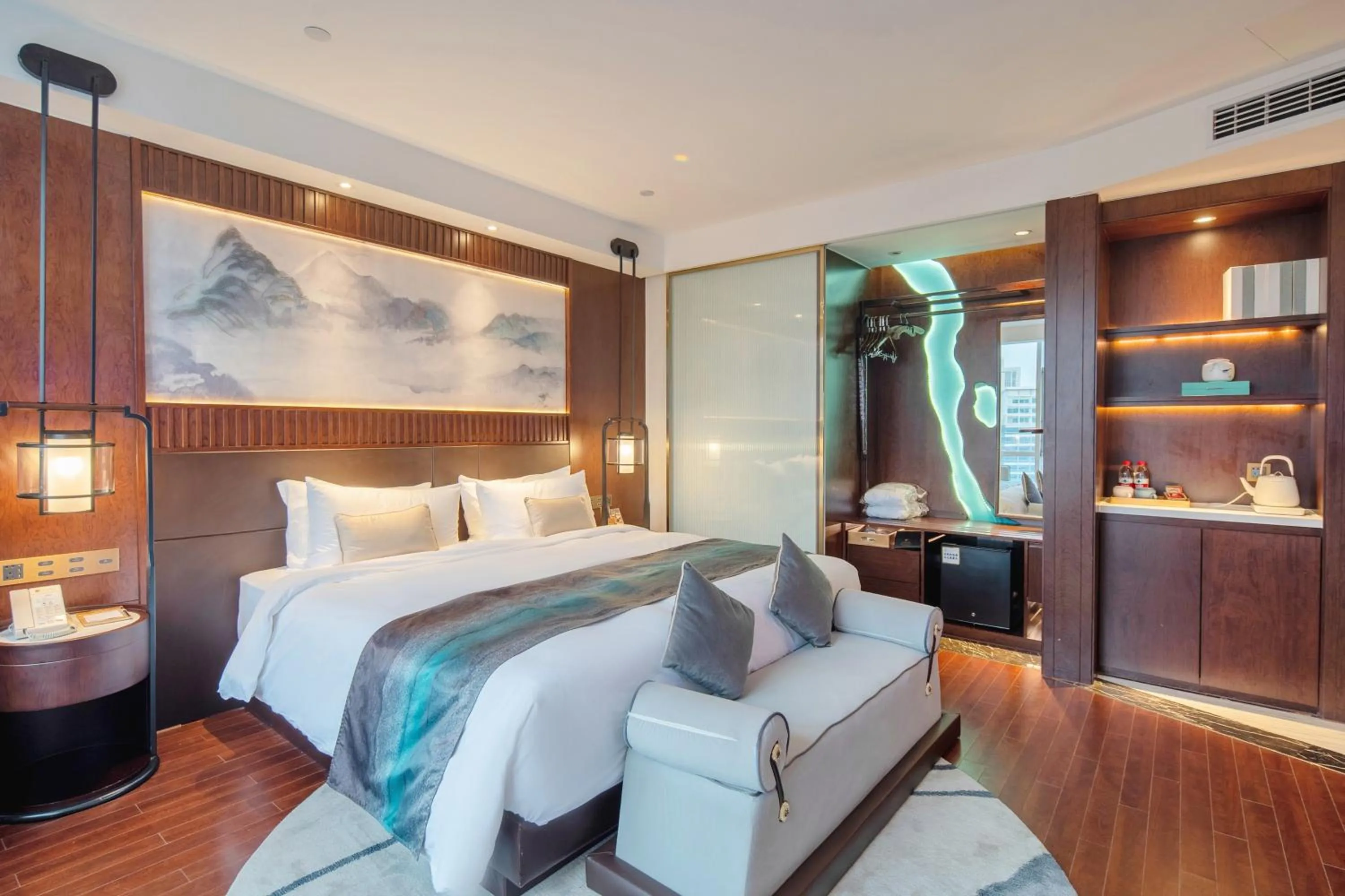 Bed in New Century Hotel Qianchao Hangzhou