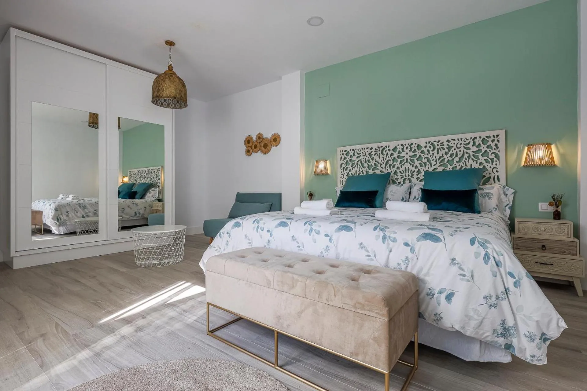 Bed in Family suit principal encantos de Sevilla