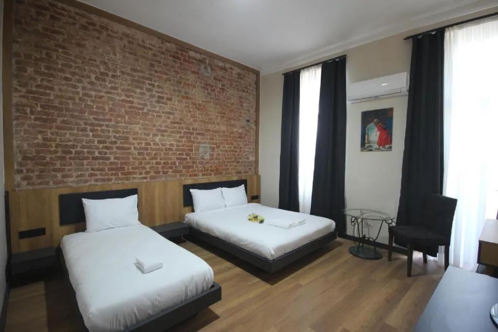 Photo of the whole room, Bed in TAXIM 34 Hotel İstanbul