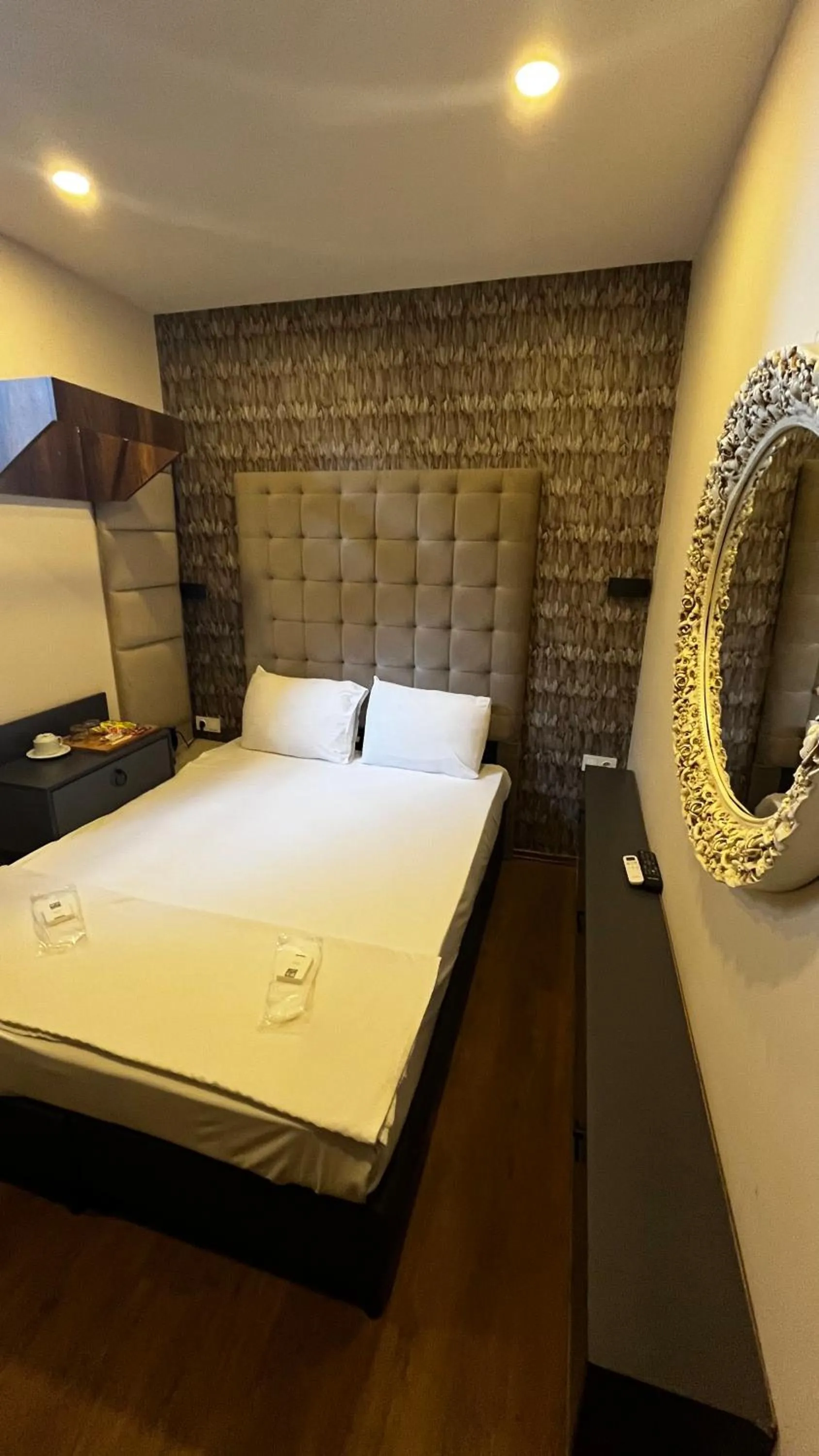 Bed in TAXIM 34 Hotel İstanbul