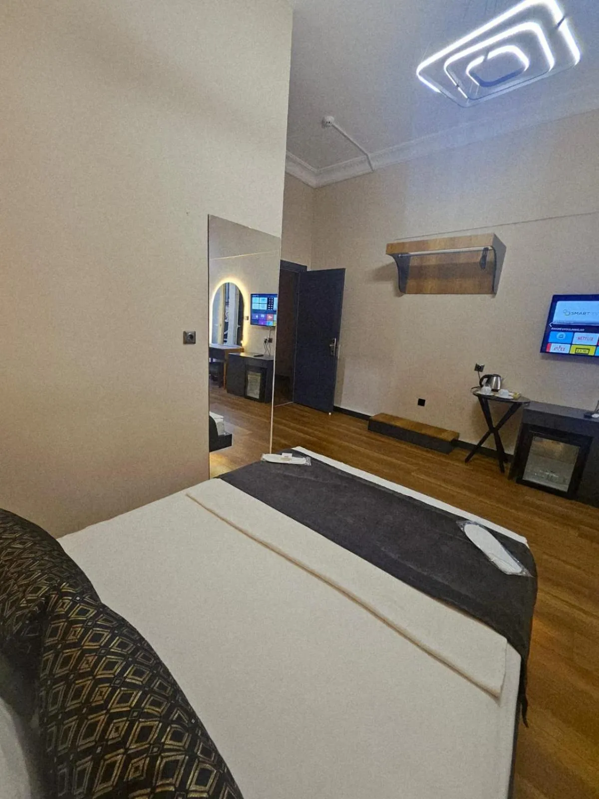 Bed in TAXIM 34 Hotel İstanbul