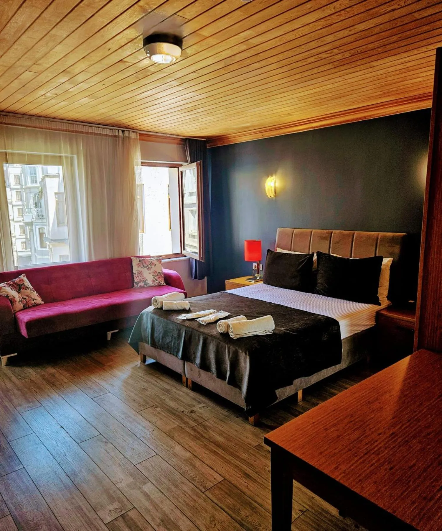 Photo of the whole room, Bed in TAXIM 34 Hotel İstanbul