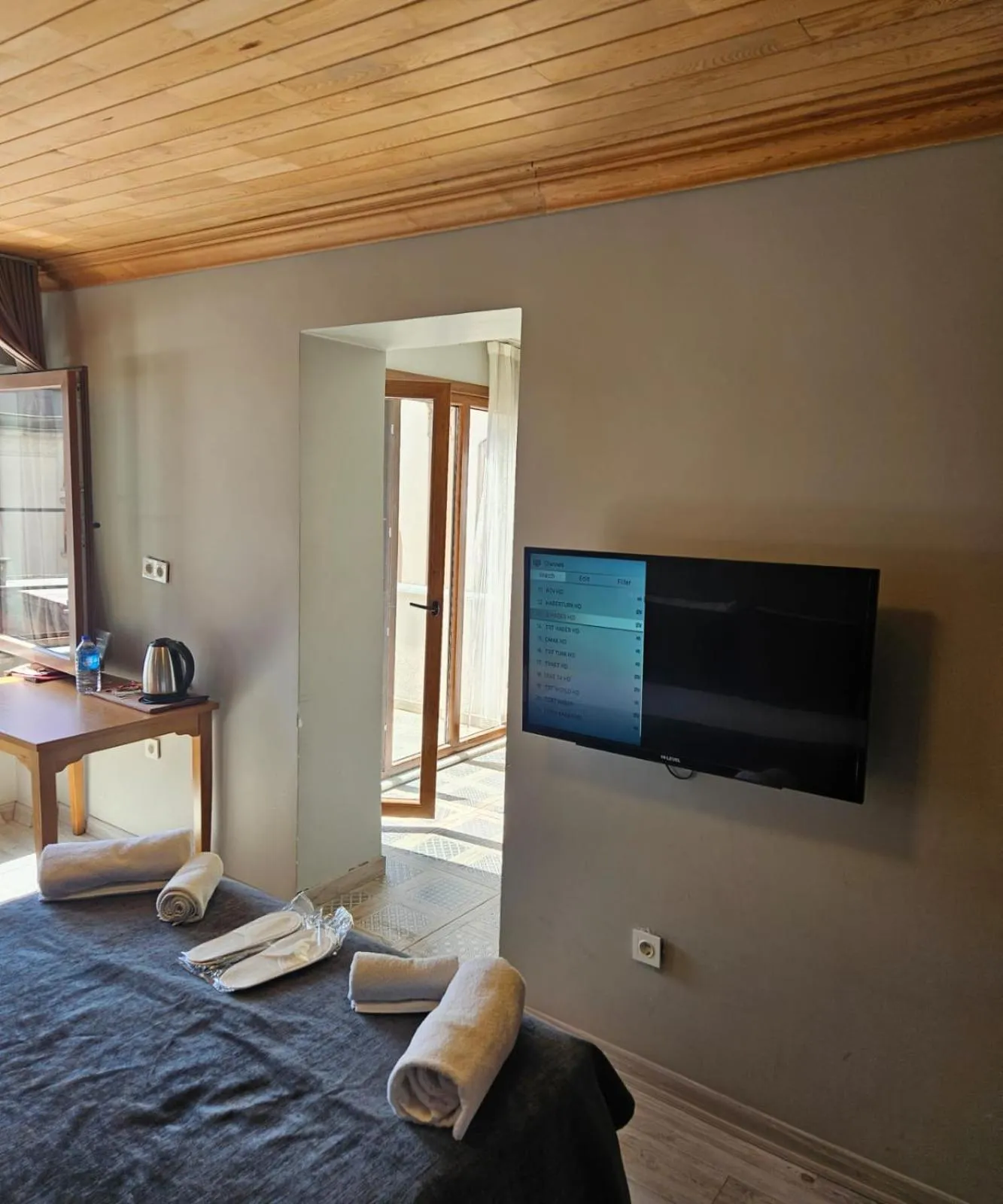 TV and multimedia in TAXIM 34 Hotel İstanbul