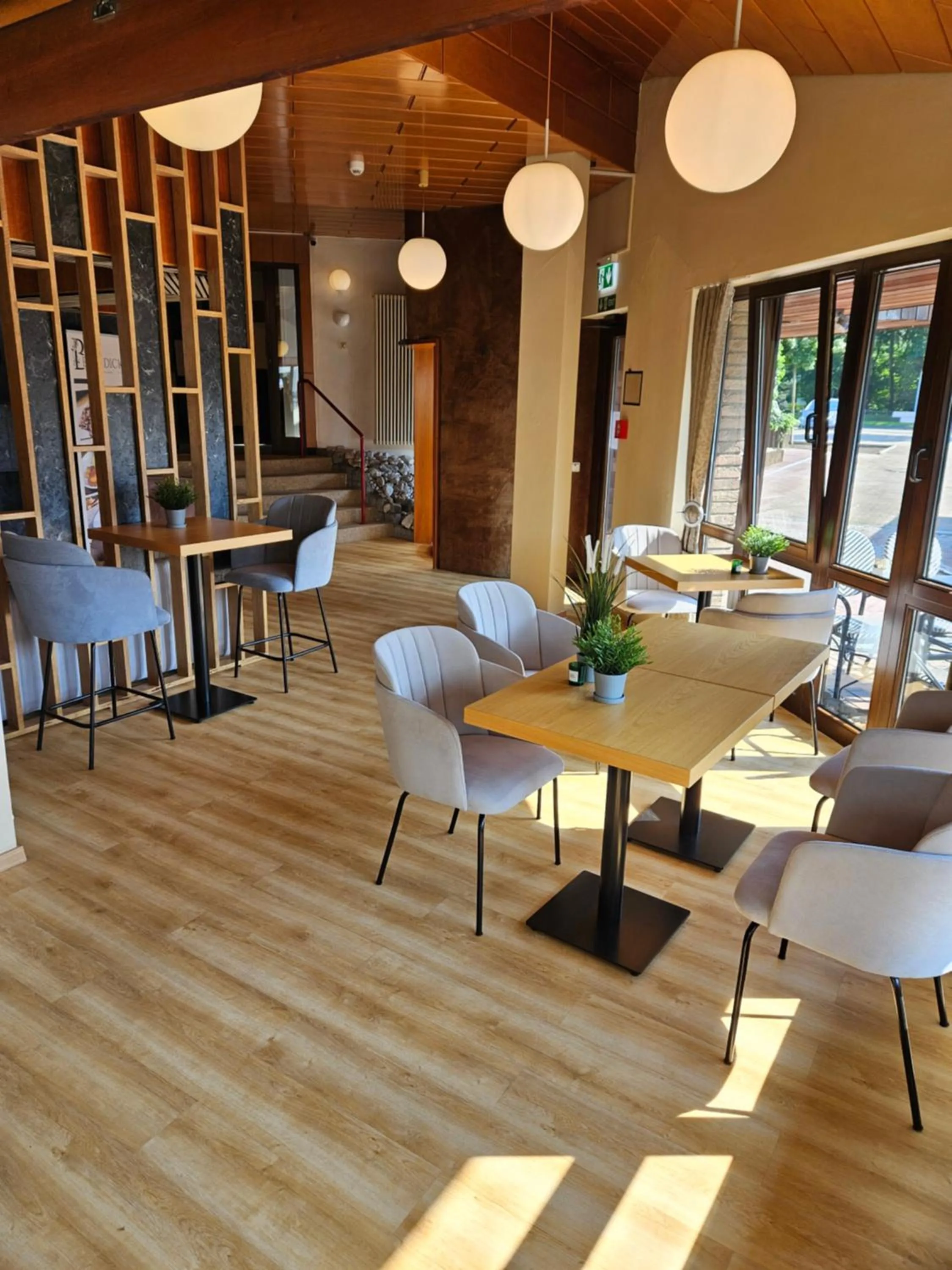 Lounge or bar in PLAZA INN Recklinghausen