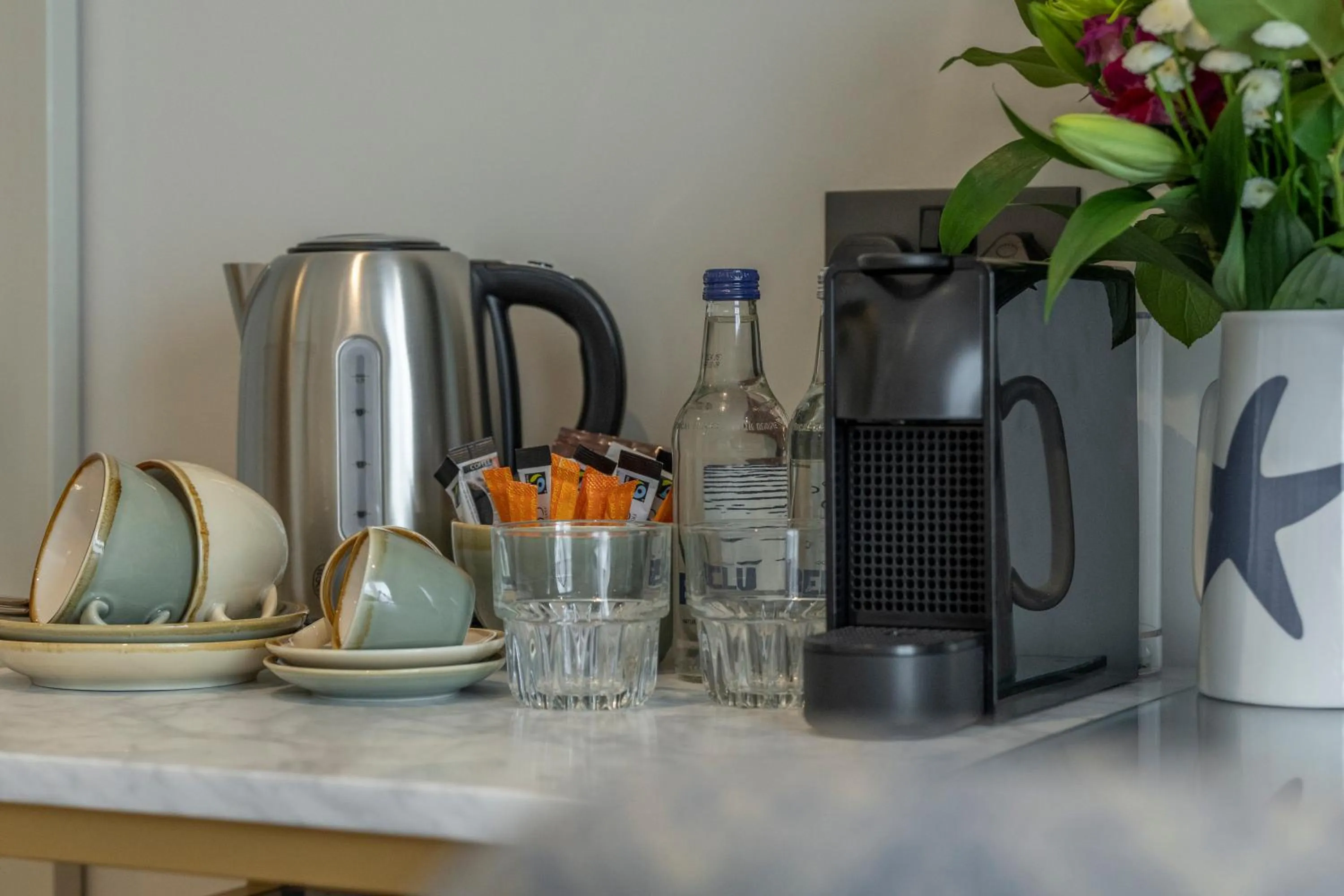 Coffee/tea facilities in Oyster House
