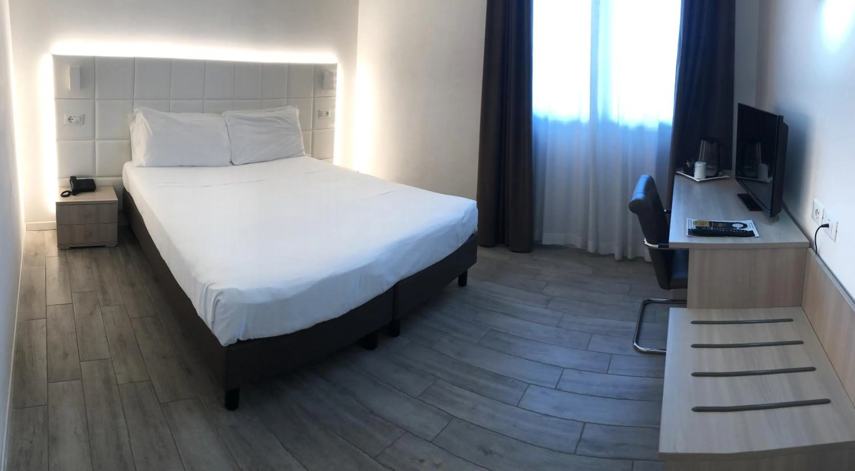 Bed in Hotel Nuova Mestre