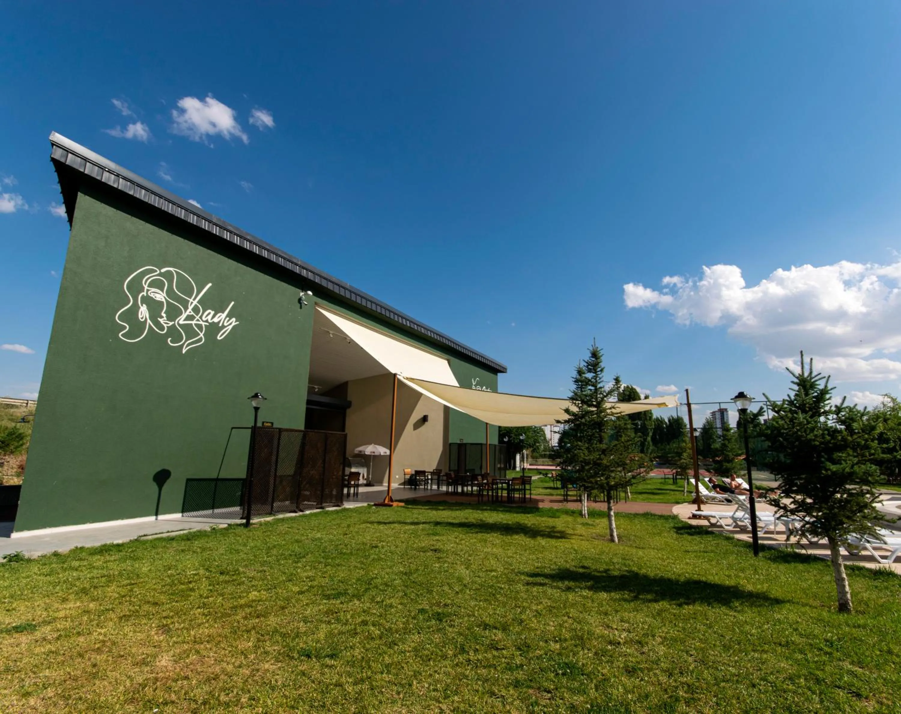 Garden in CONNECT THERMAL HOTEL