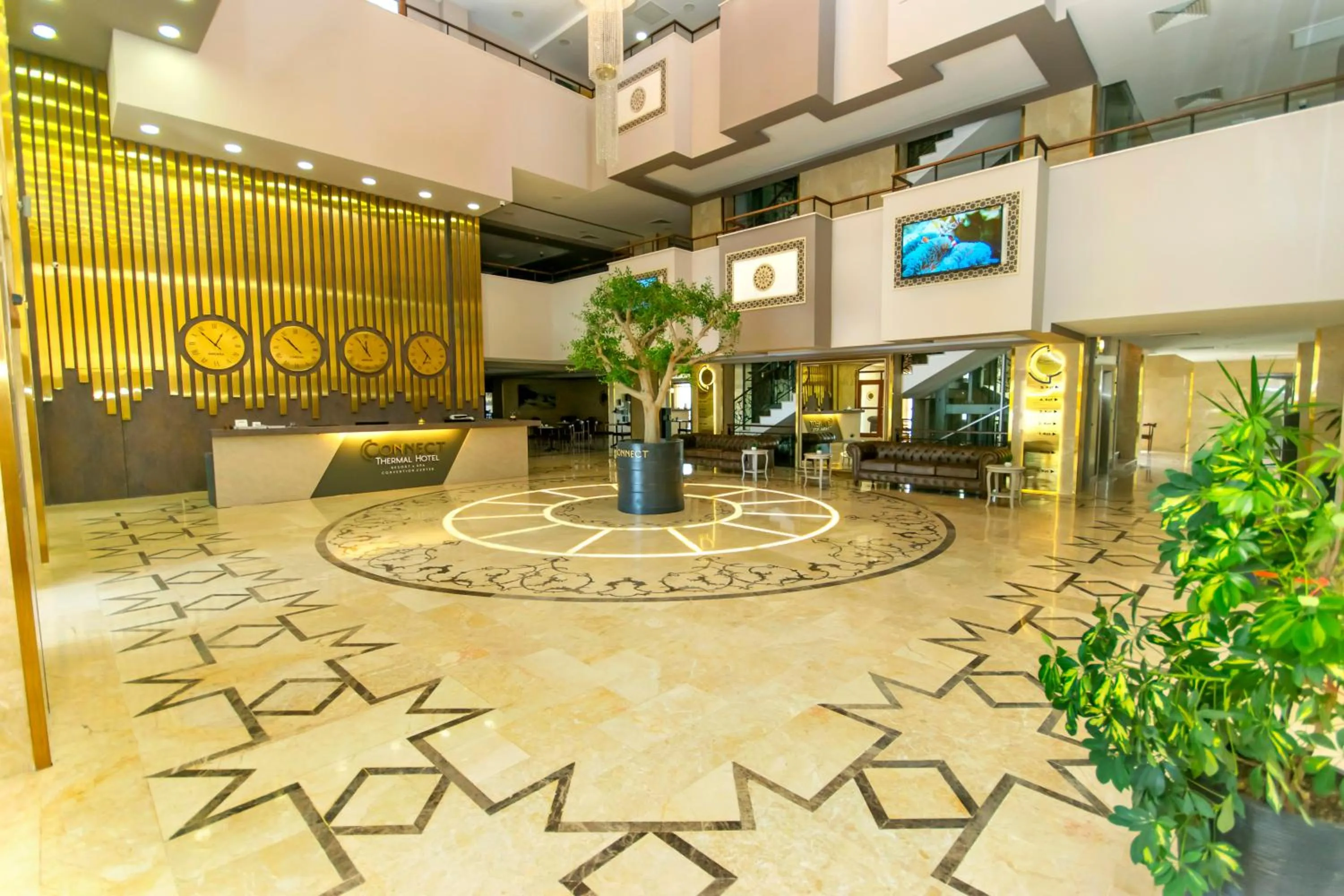 Lobby or reception in CONNECT THERMAL HOTEL