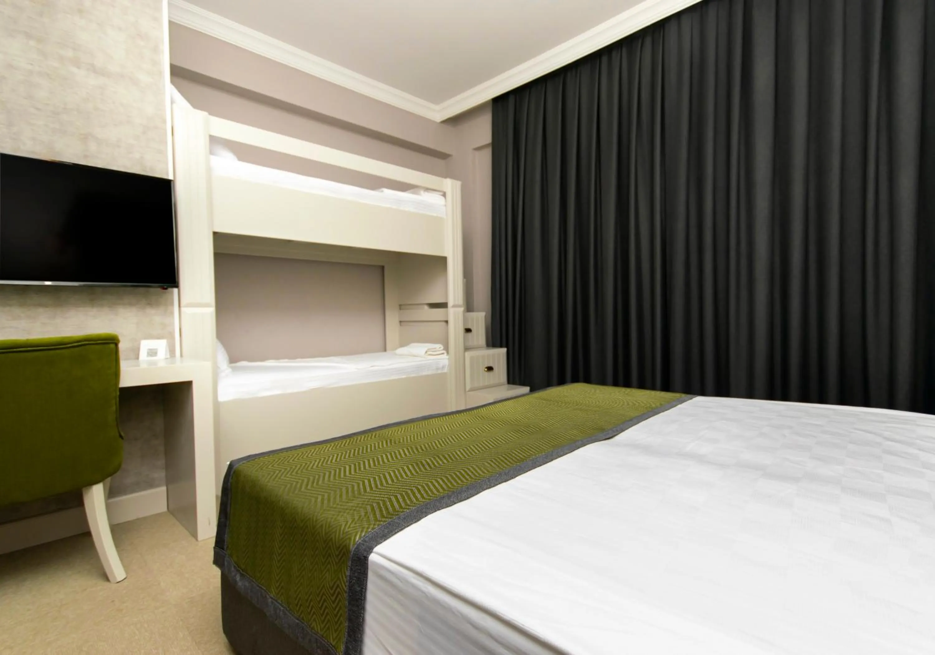 Massage, Bed in CONNECT THERMAL HOTEL