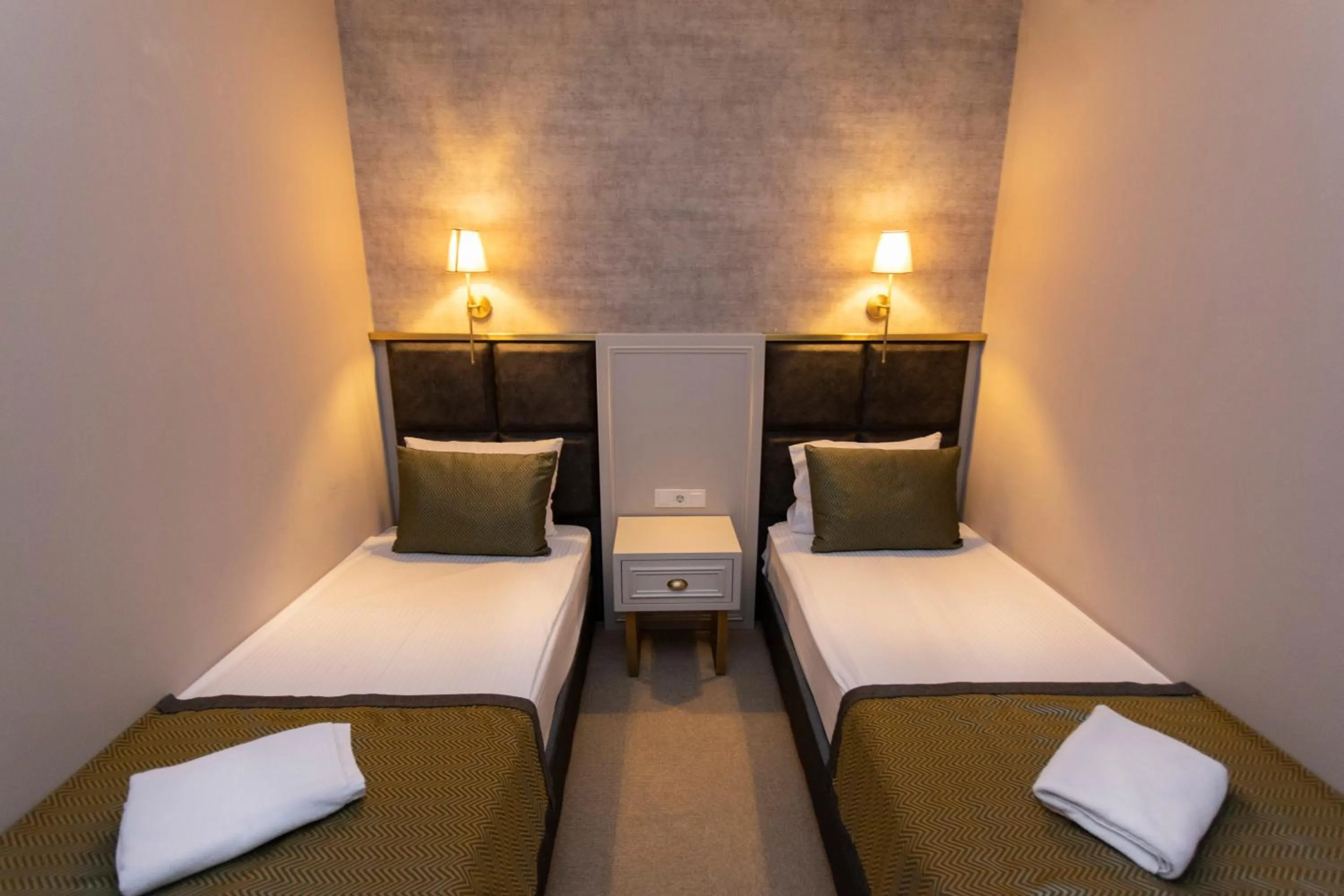 children, Bed in CONNECT THERMAL HOTEL