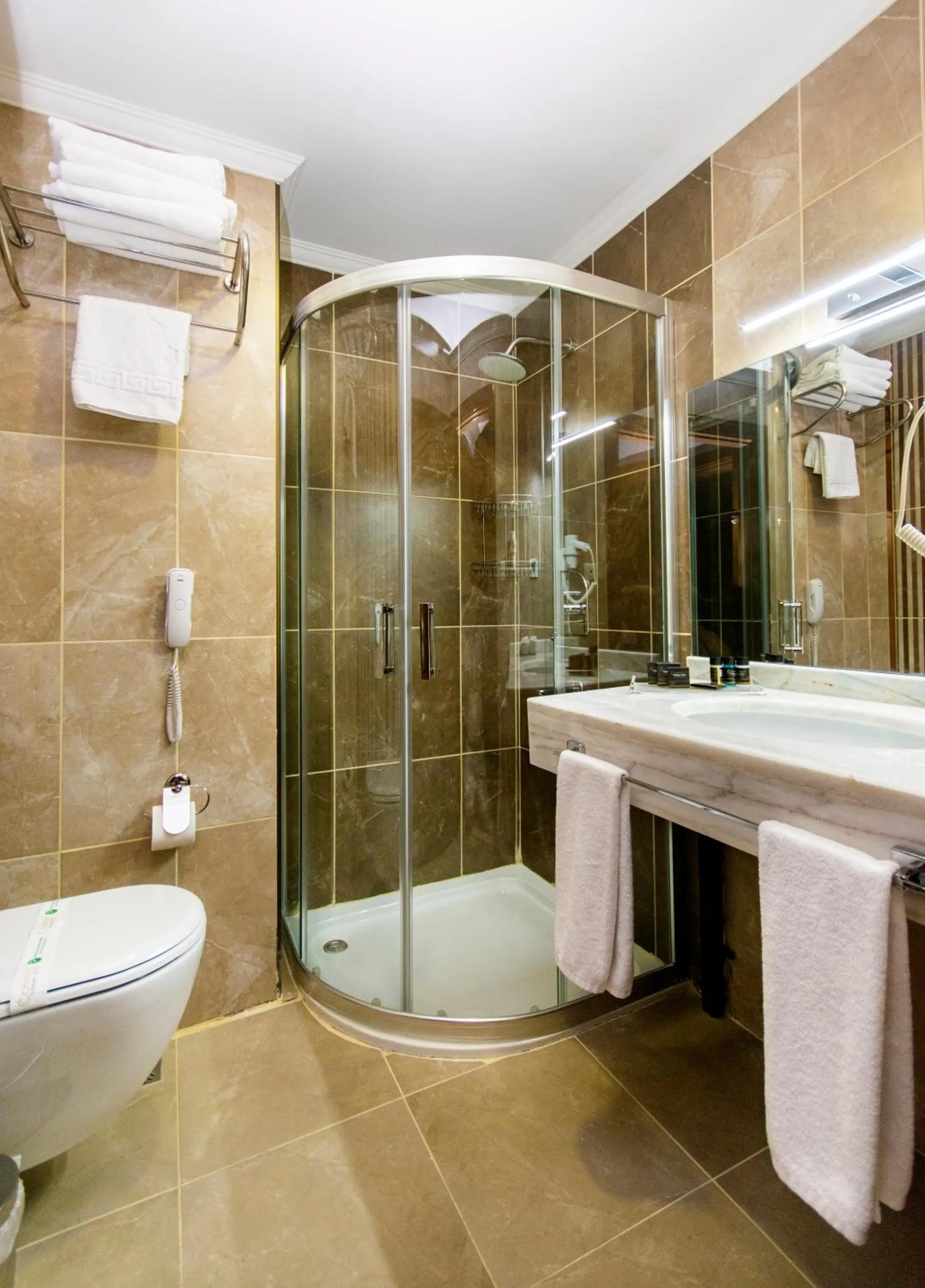 Bathroom in CONNECT THERMAL HOTEL