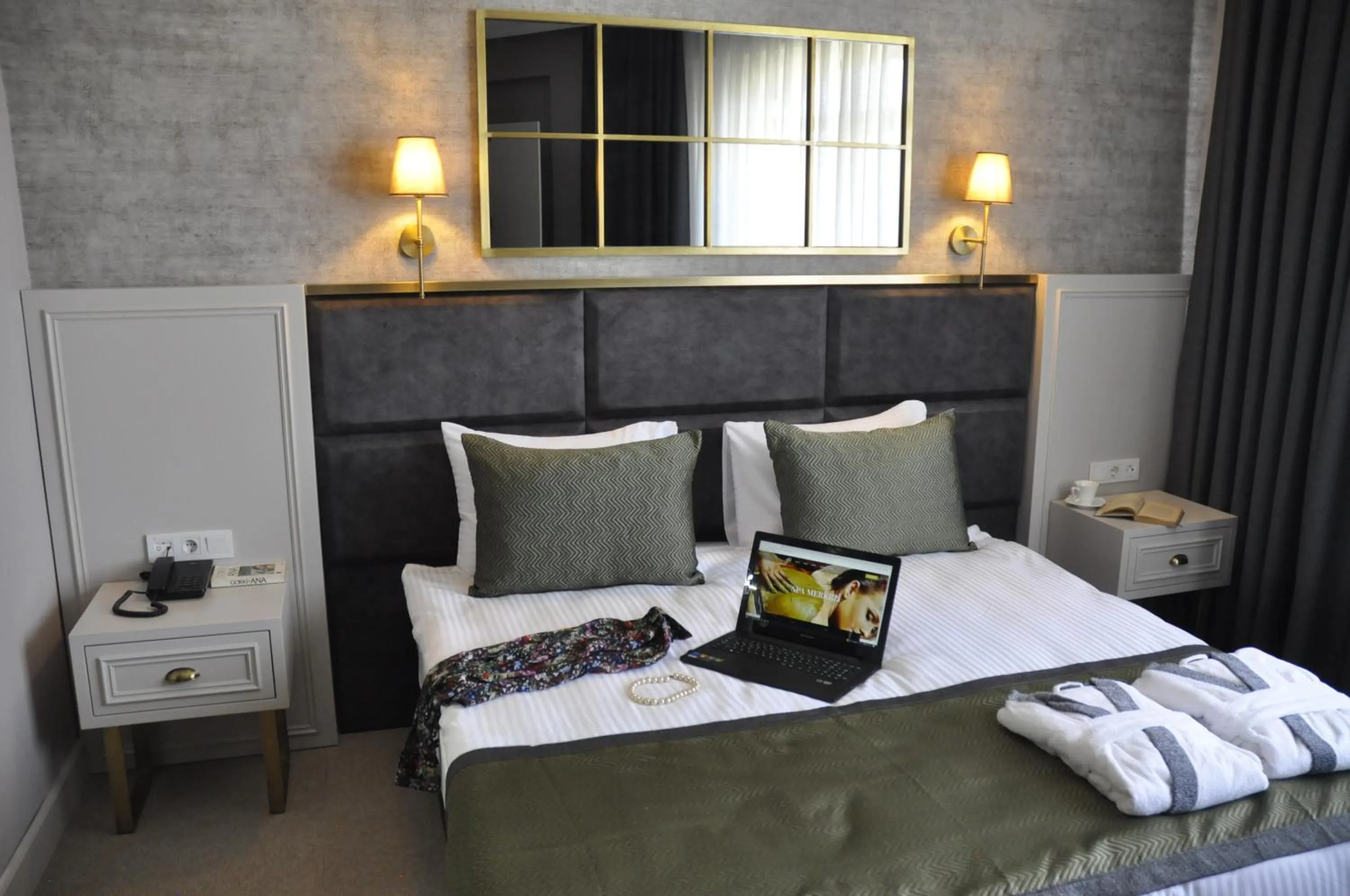 Bed in CONNECT THERMAL HOTEL