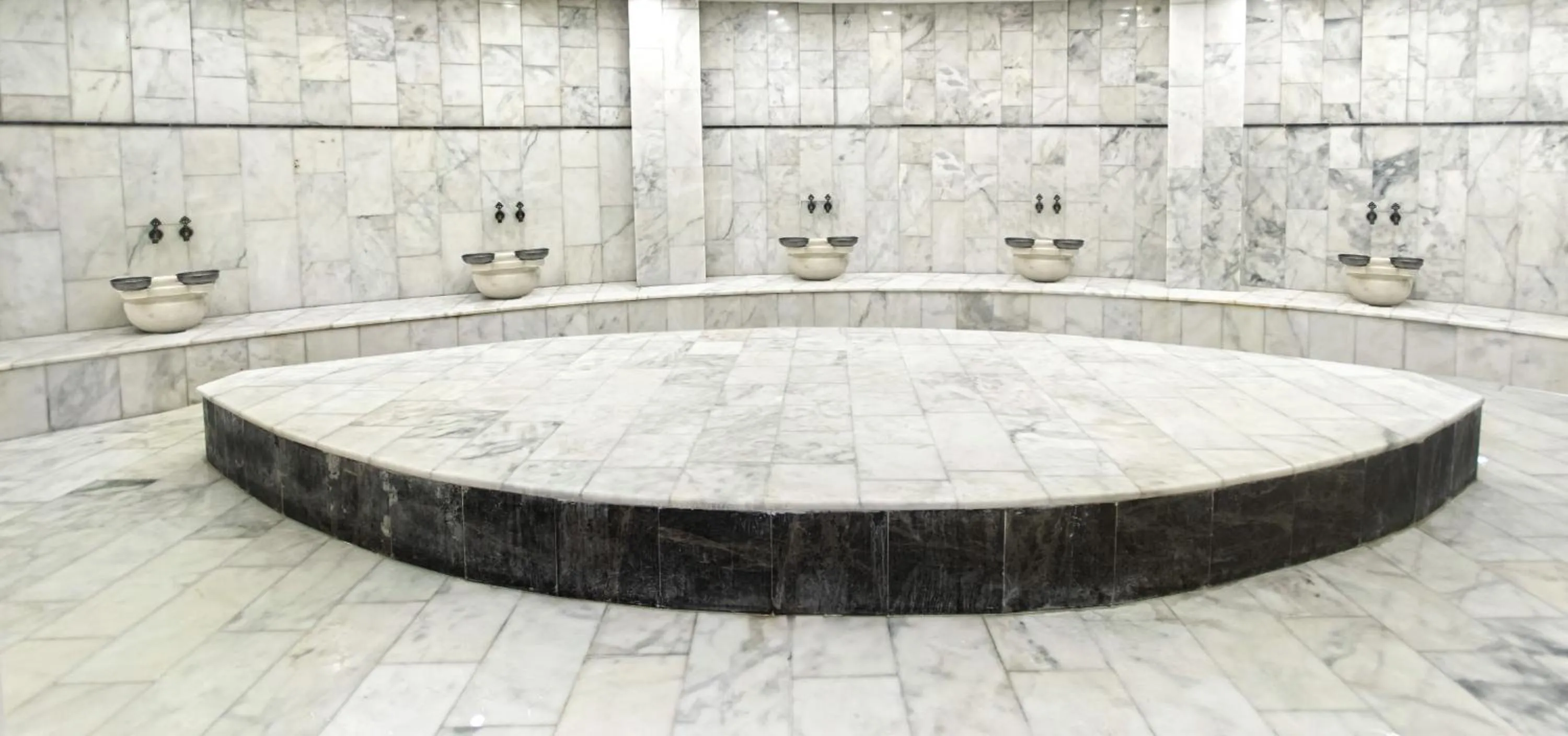 Public Bath in CONNECT THERMAL HOTEL